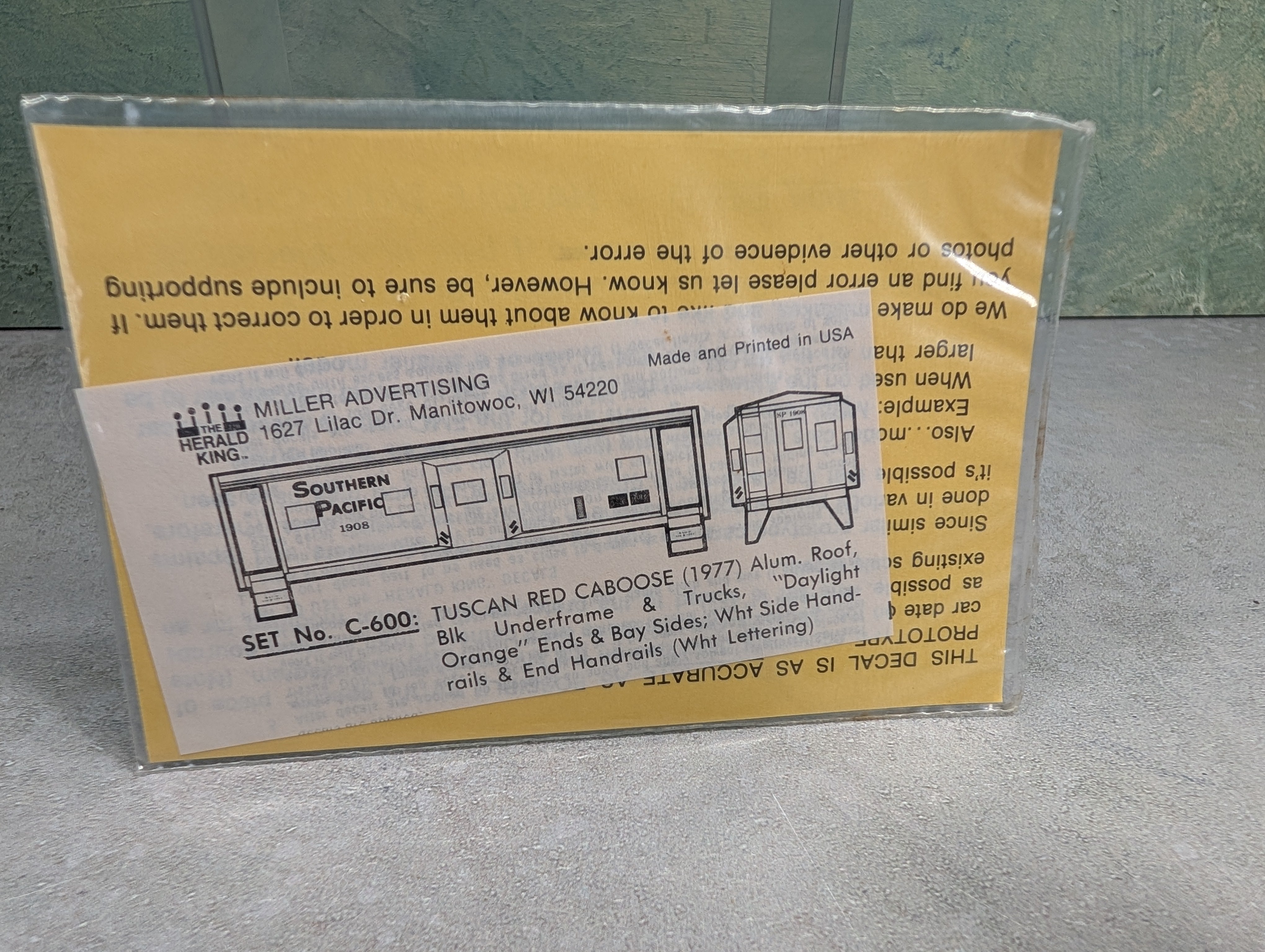 The Herald King C-600 HO Scale Tuscan Red Caboose 1977 Southern Pacific Decals