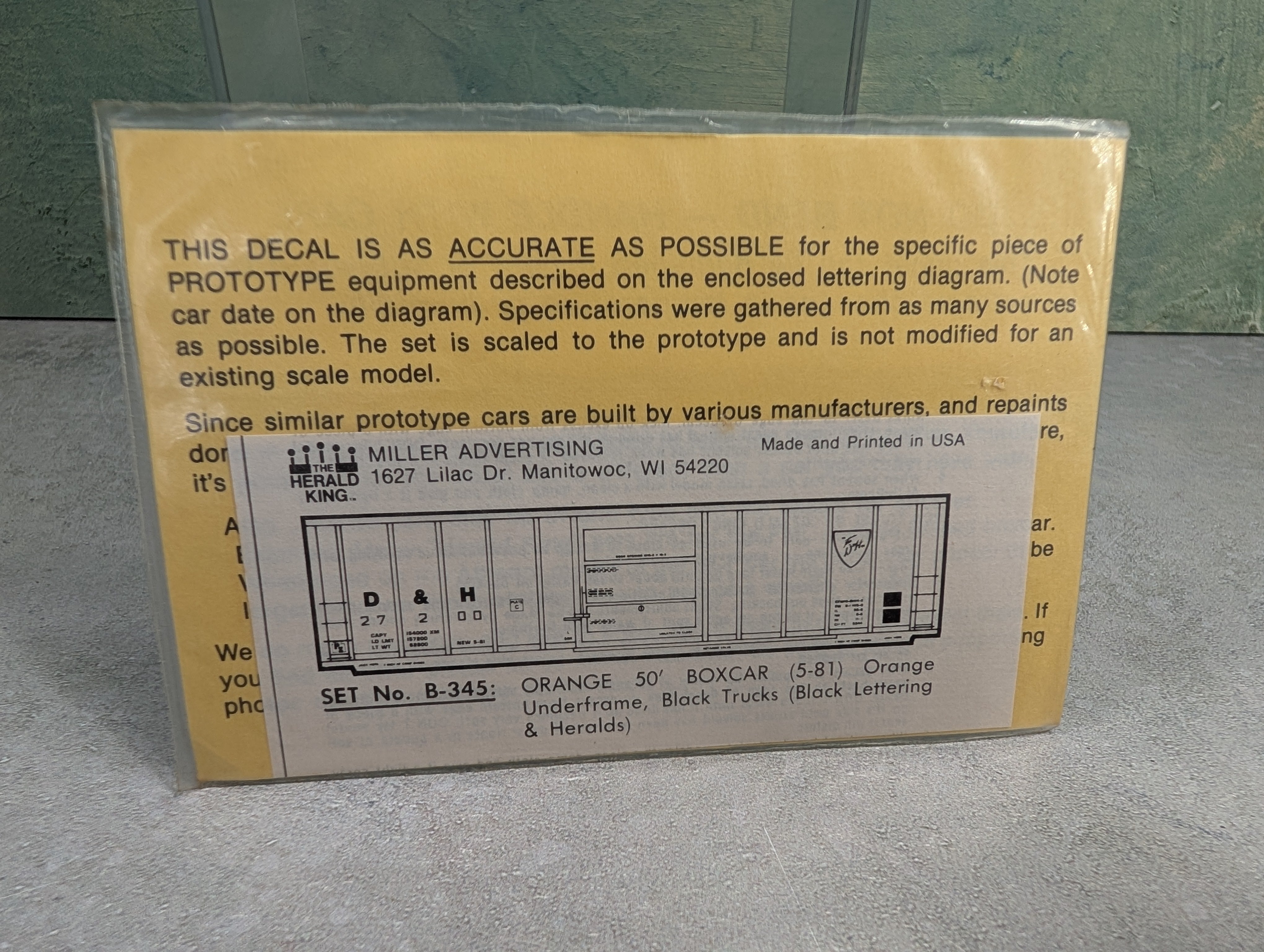 The Herald King B-345 HO Scale Orange 50' Box Car 5-81 Delaware and Hudson Decals