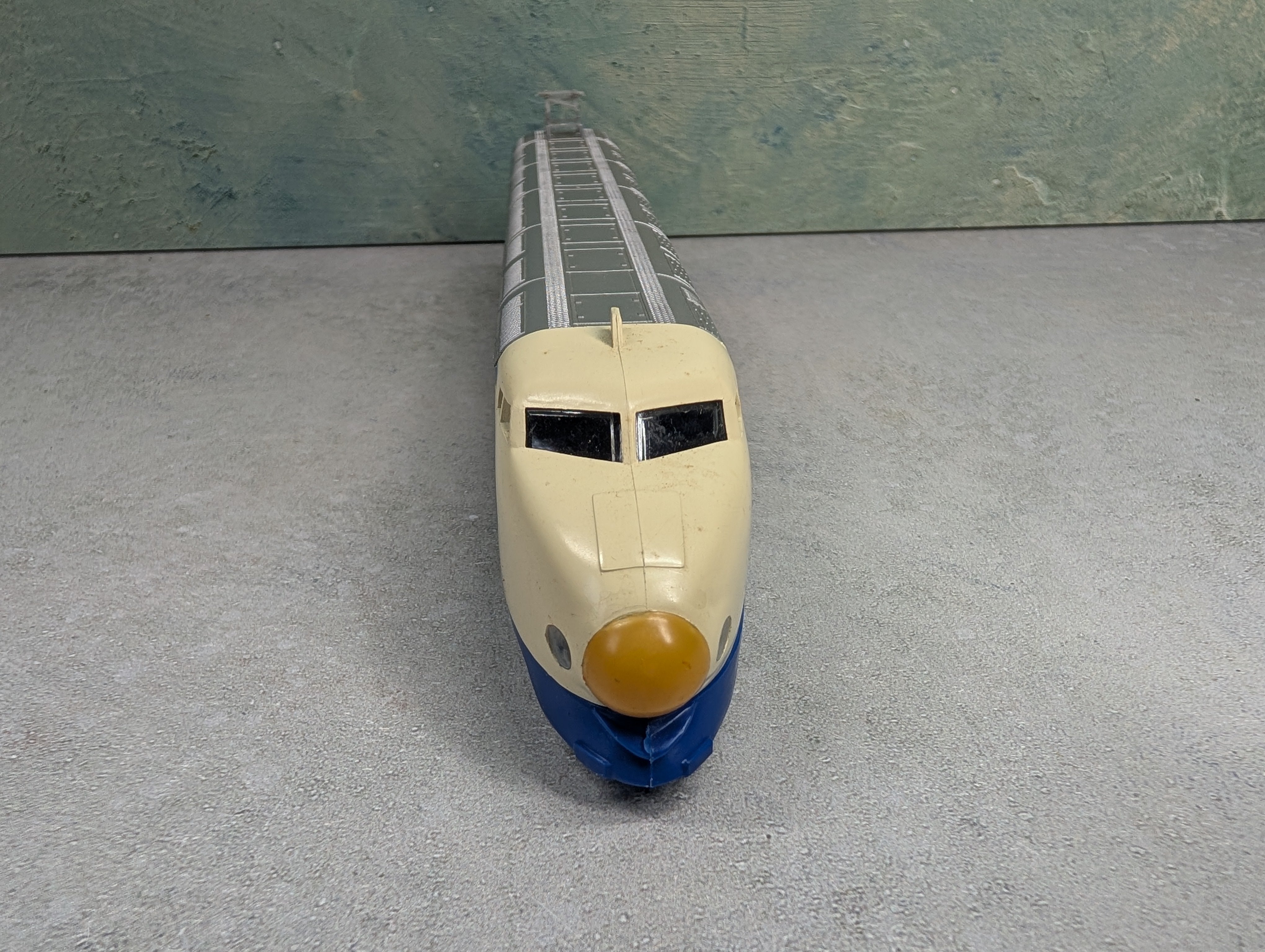 USED Playart HO Scale Bullet Train Electric Locomotive Parts/Repairs DC