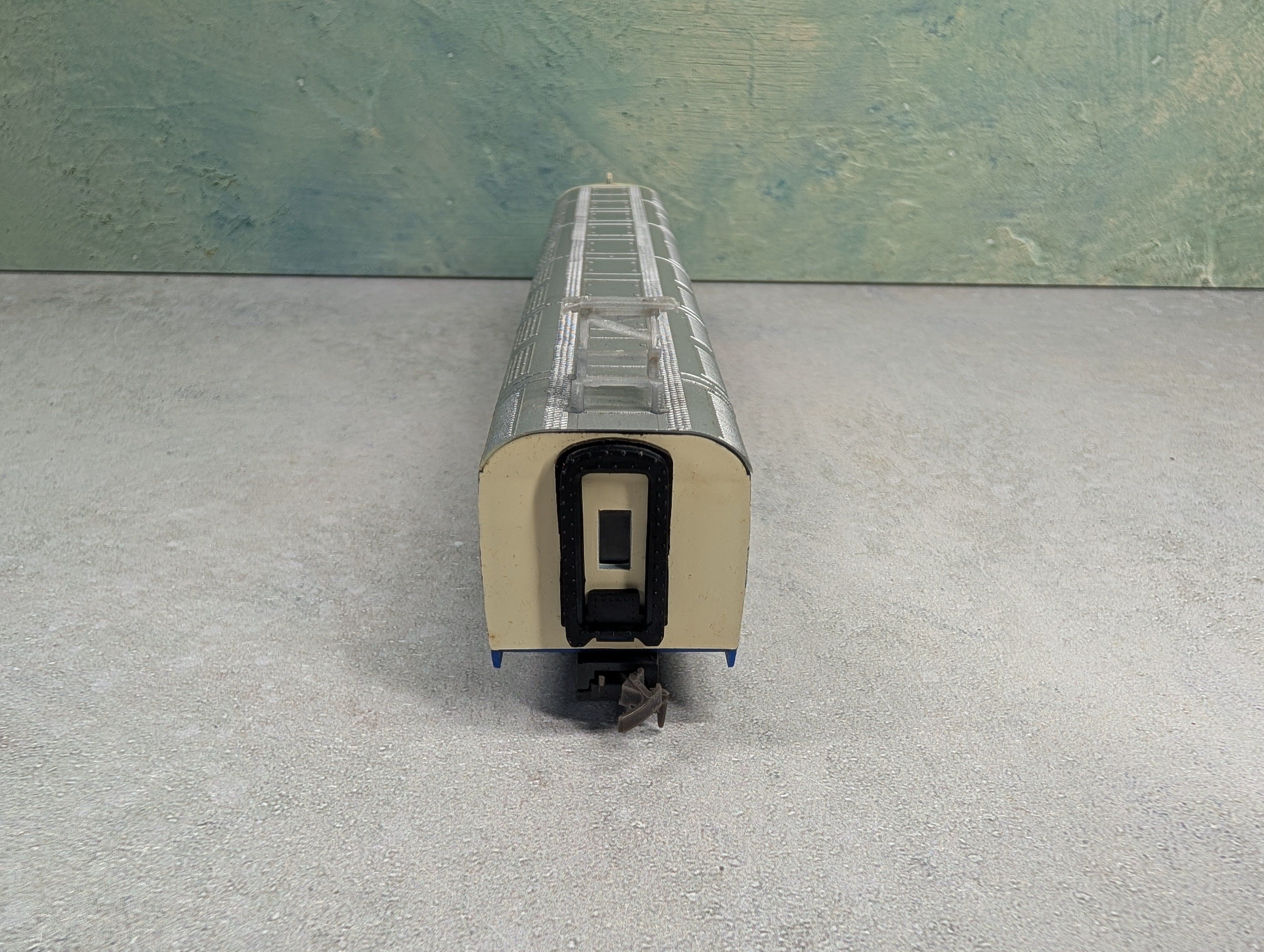 USED Playart HO Scale Bullet Train Electric Locomotive Parts/Repairs DC
