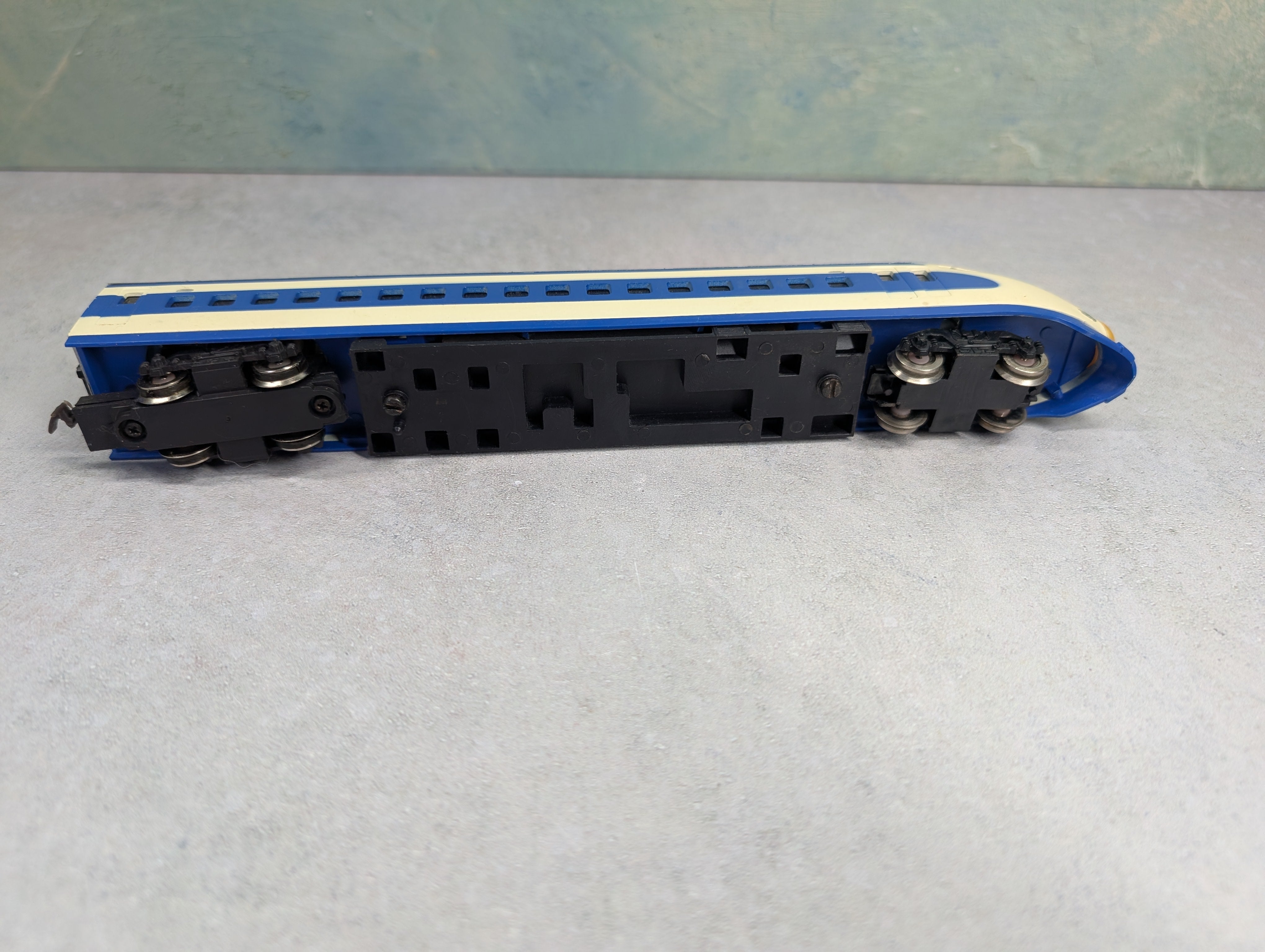 USED Playart HO Scale Bullet Train Electric Locomotive Parts/Repairs DC