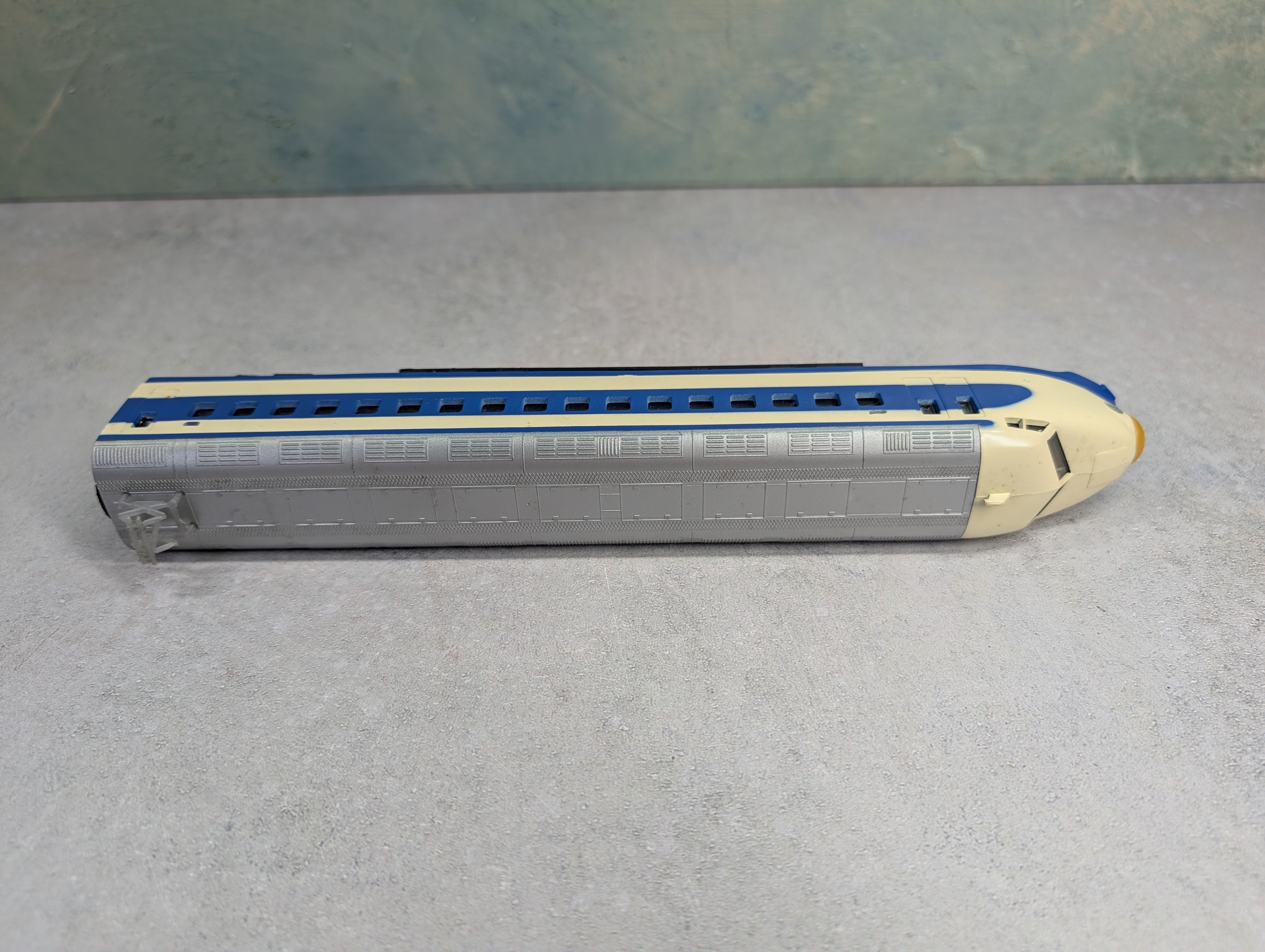 USED Playart HO Scale Bullet Train Electric Locomotive Parts/Repairs DC