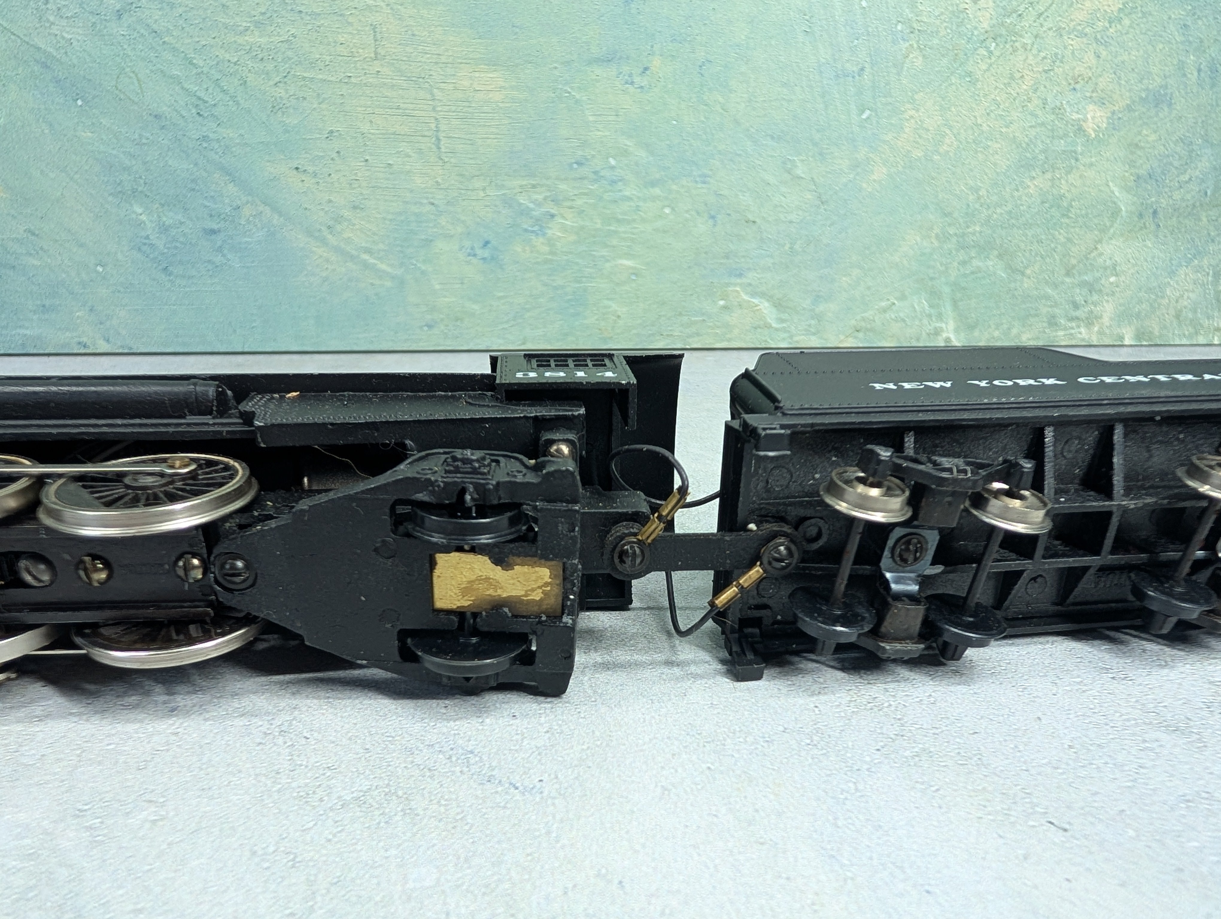 USED Mantua 370-022 HO Scale Heavy Pacific Steam Locomotive New York Central 3814 Runs Good DC