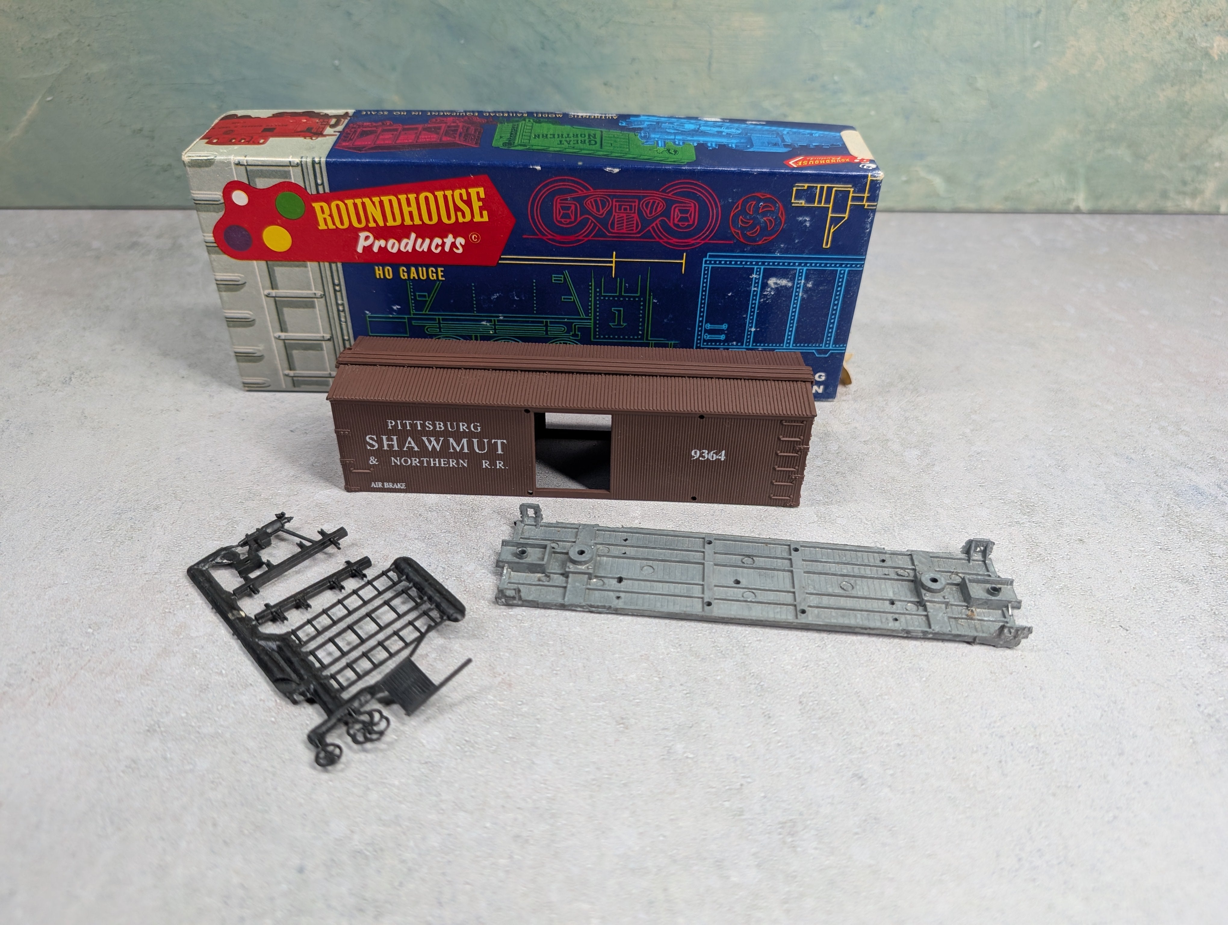 USED Roundhouse HO Scale Old Time Box Car Pittsburg Shawmut & Northern #9364 Incomplete KIT