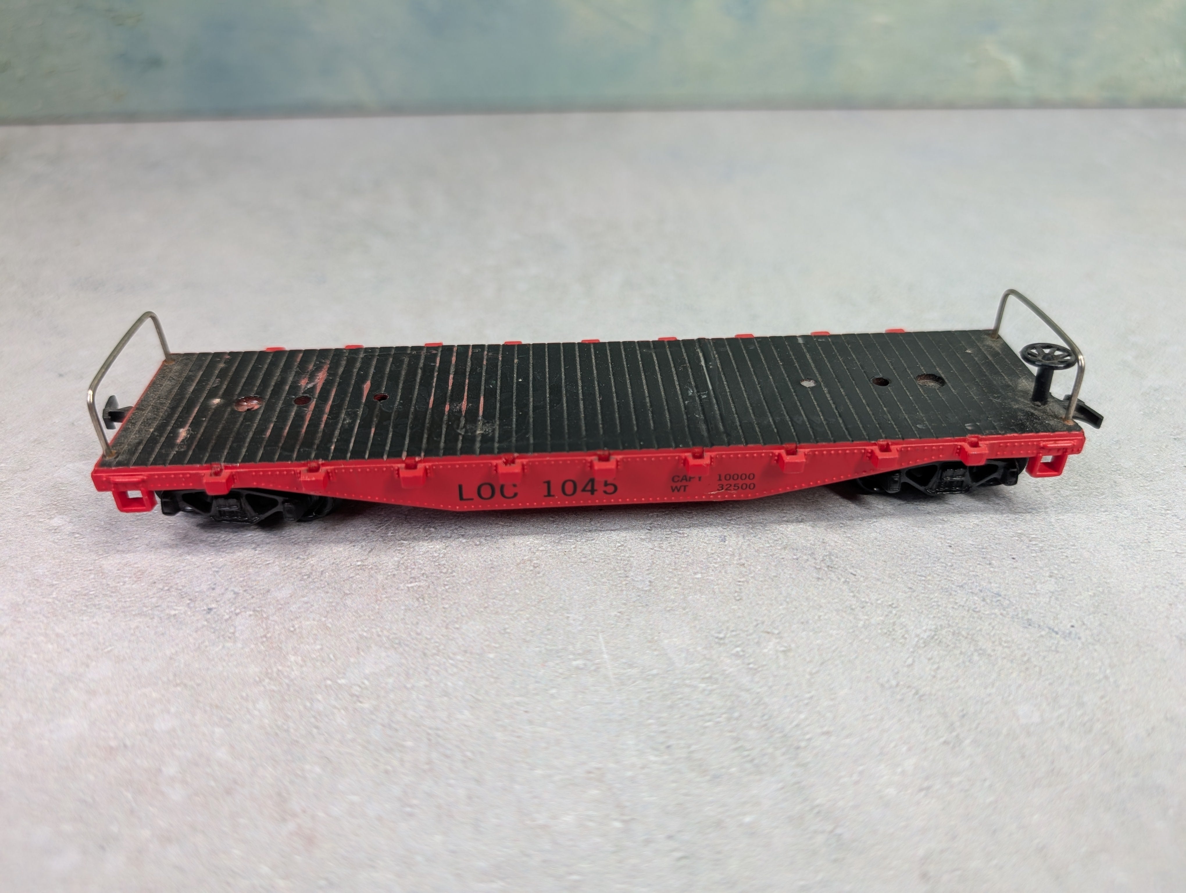 USED Model Power HO Scale 40' Flat Car LOC #1045