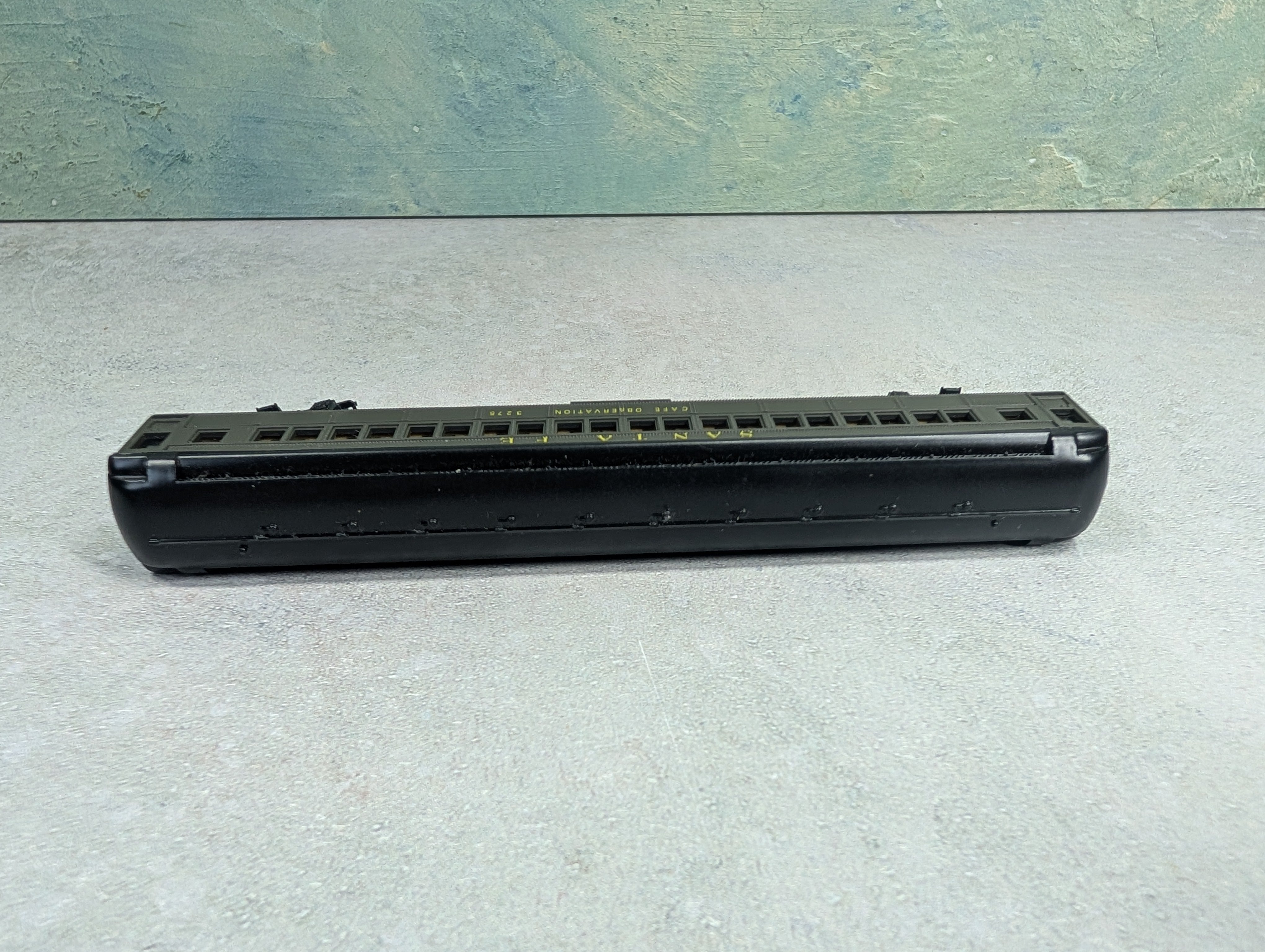 USED Model Power 8620 N Scale Coach Passenger Car Santa Fe Cafe Observation #3275