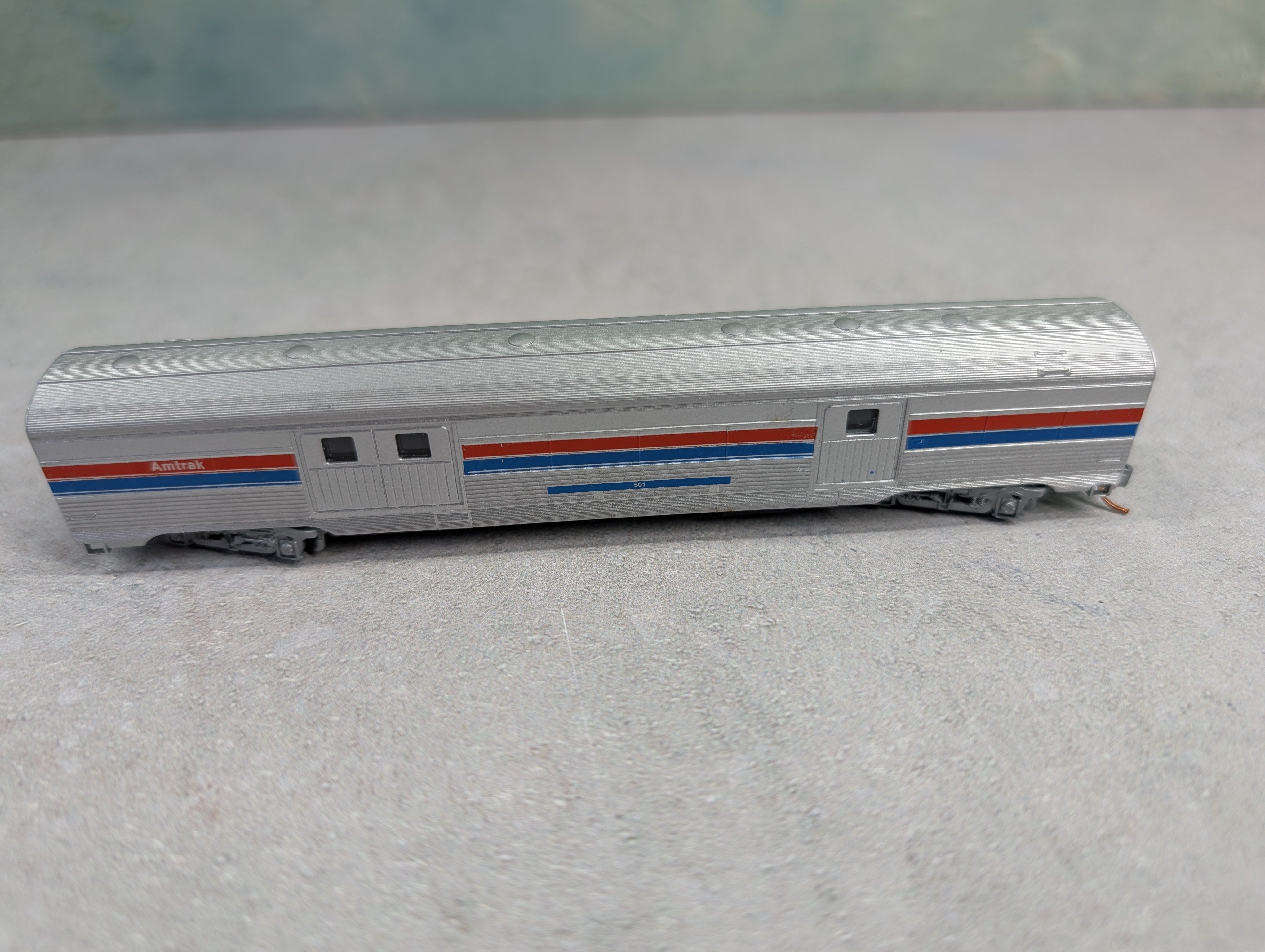 USED Micro-Trains N Scale Passenger Car Amtrak #501