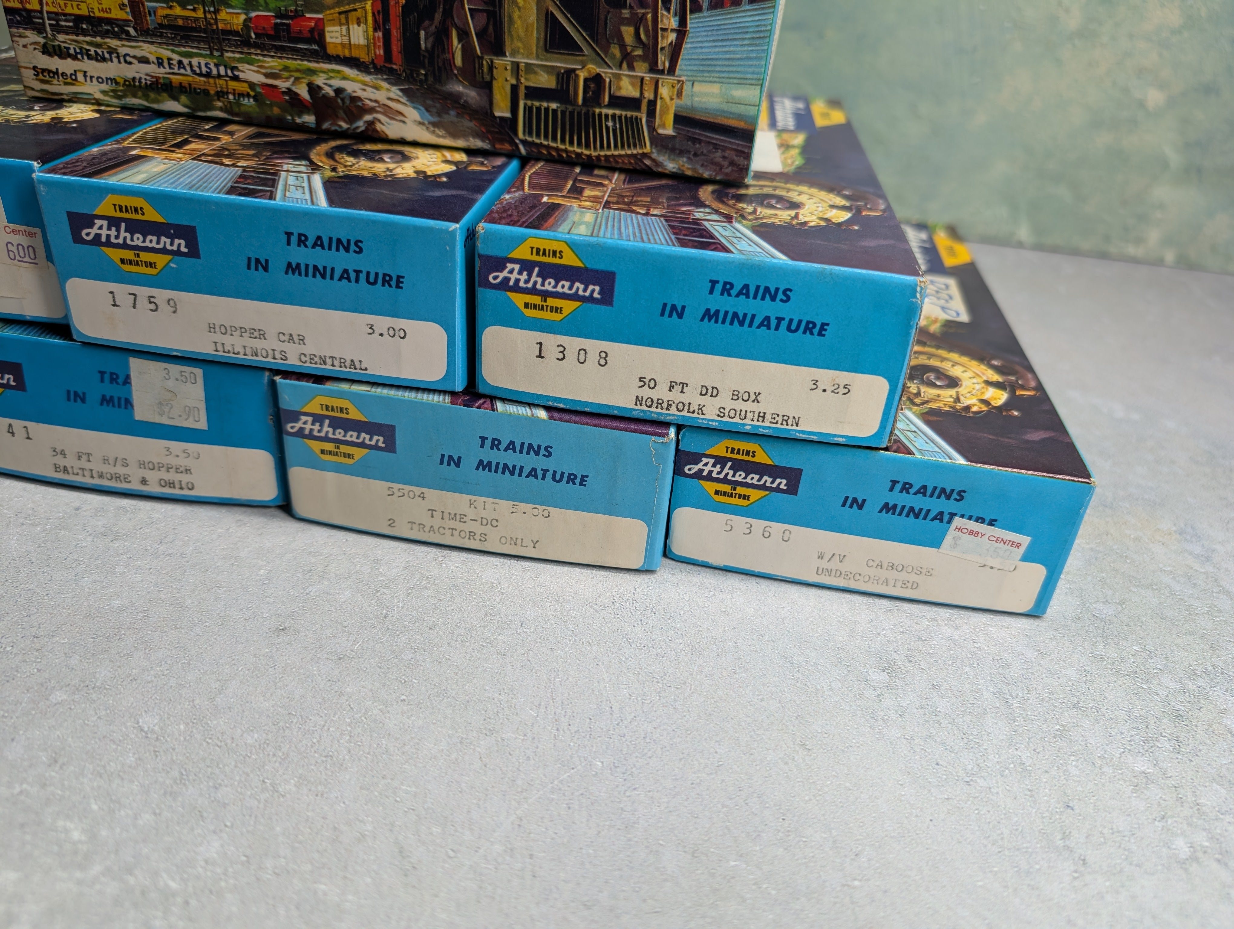 USED Athearn HO Scale Empty Boxes For Storage (8 pcs)