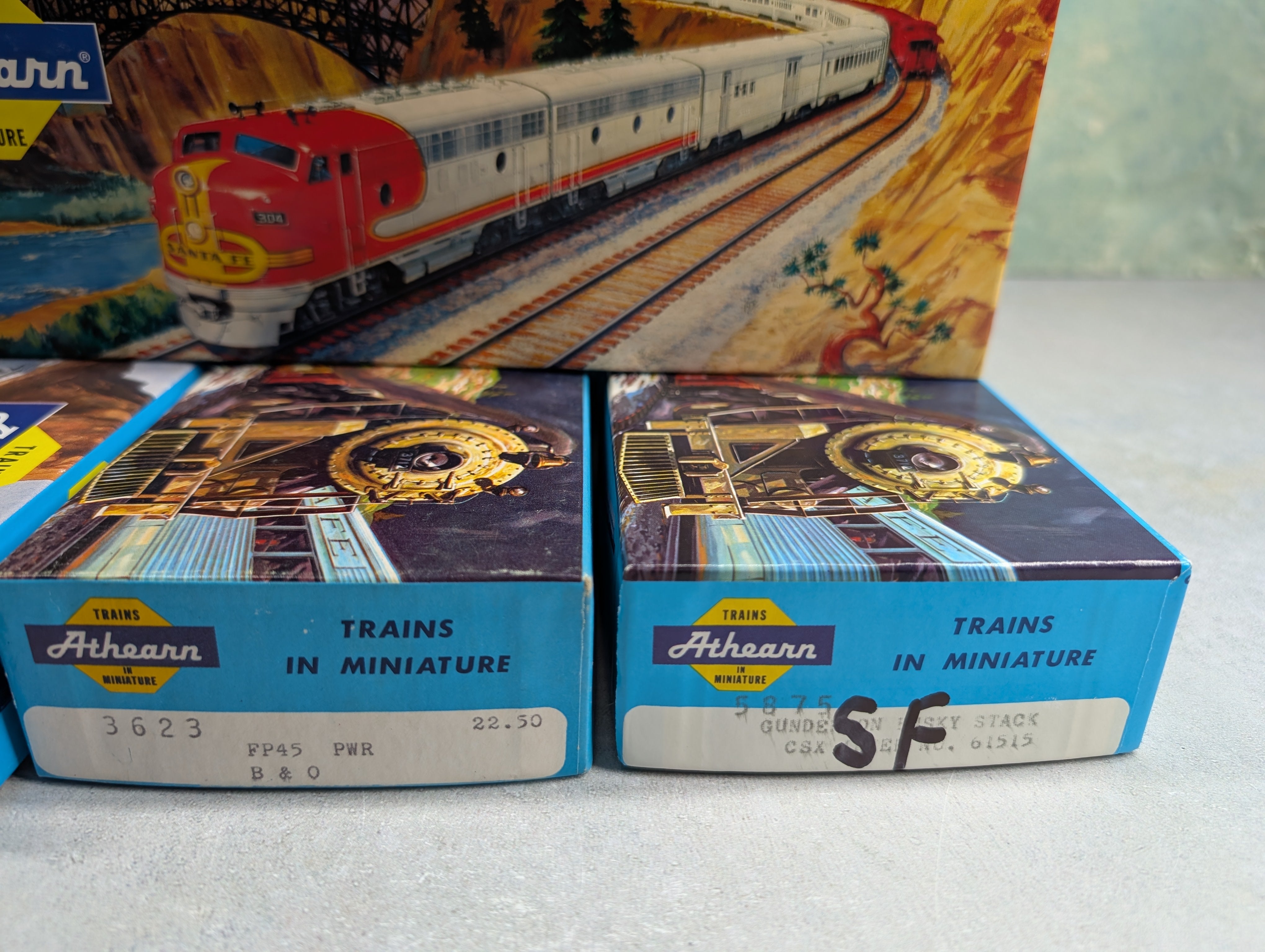 USED Athearn HO Scale Long Empty Boxes For Storage (4 pcs)