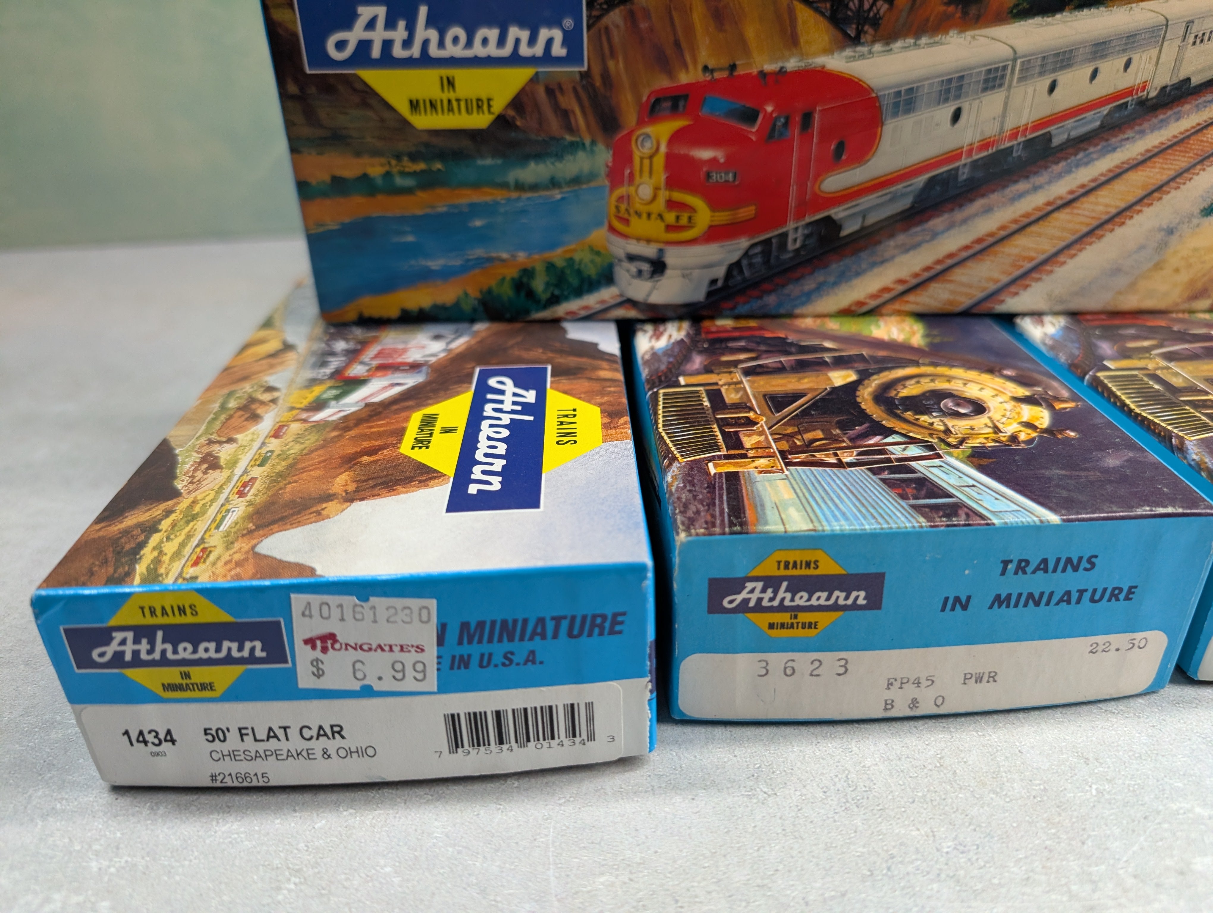 USED Athearn HO Scale Long Empty Boxes For Storage (4 pcs)