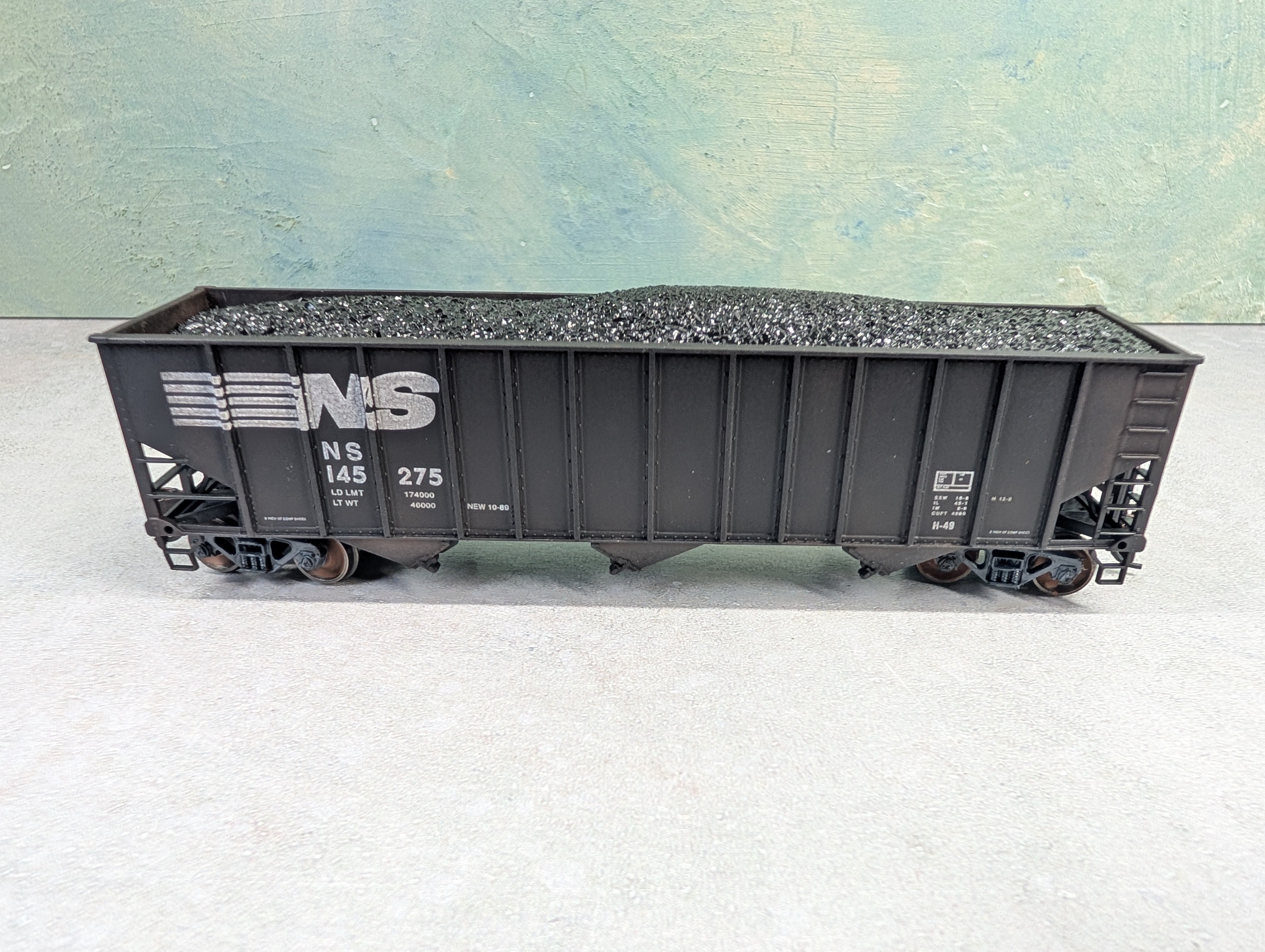 USED Bachmann 18740 HO Scale Bethlehem Steel 100 Ton Hopper Norfolk Southern NS #145275 Weathered