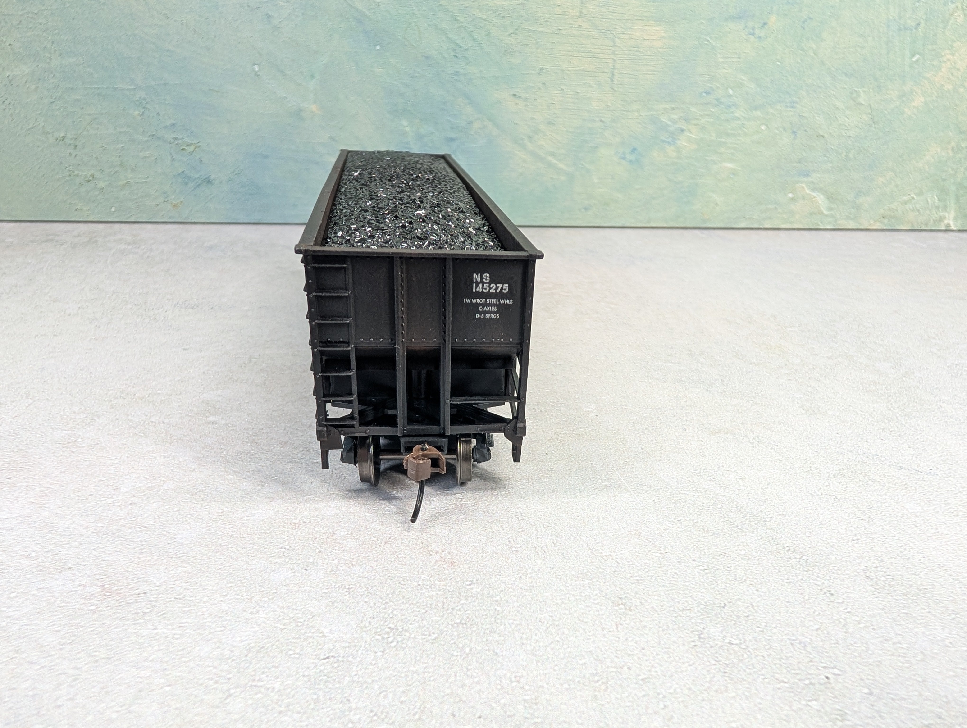 USED Bachmann 18740 HO Scale Bethlehem Steel 100 Ton Hopper Norfolk Southern NS #145275 Weathered