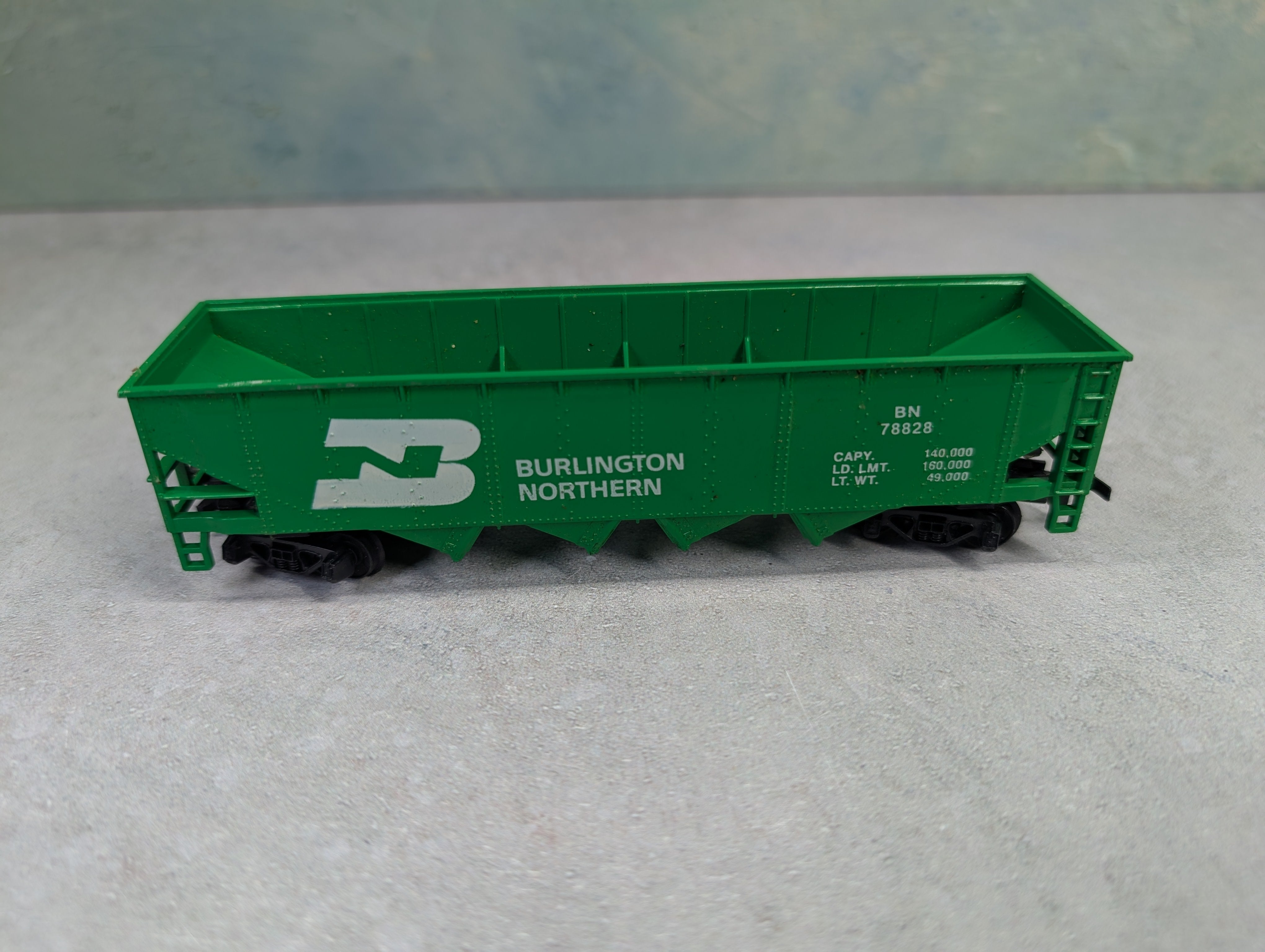 USED Tyco HO Scale Open Hopper Burlington Northern BN #78828