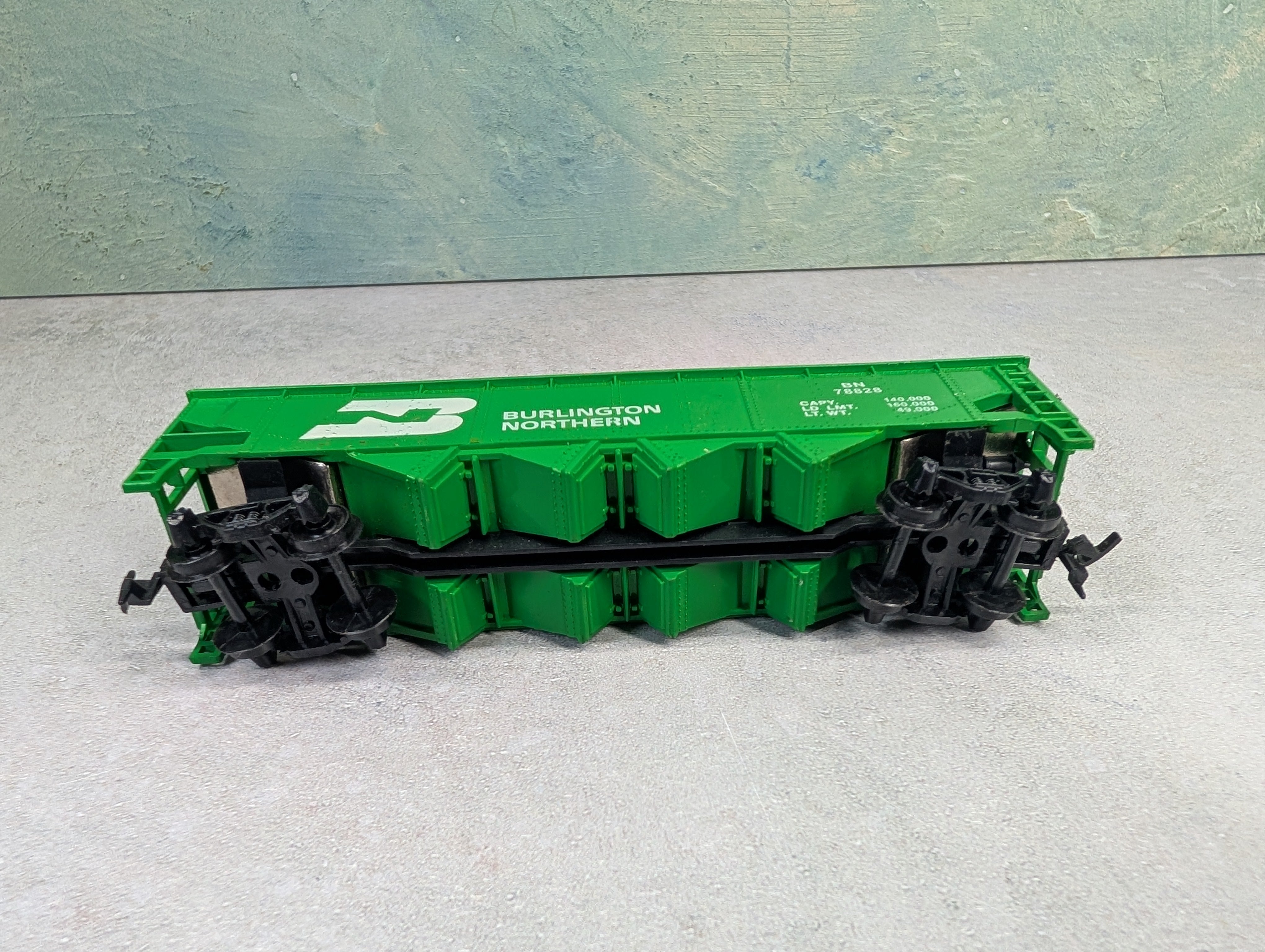 USED Tyco HO Scale Open Hopper Burlington Northern BN #78828