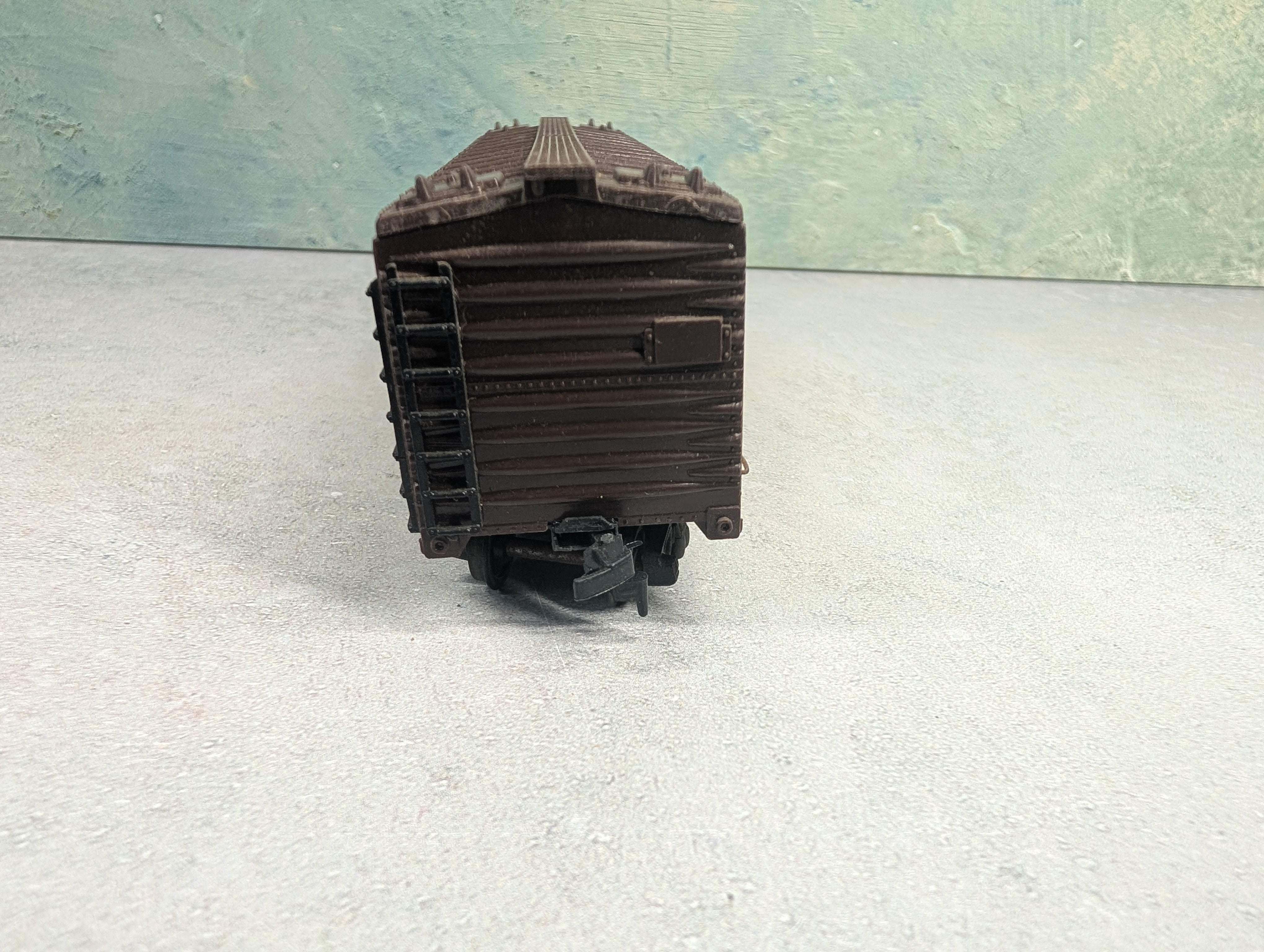 USED Fleischmann HO Scale Box Car, Metal Santa Fe SFRD #8225 El Capitan