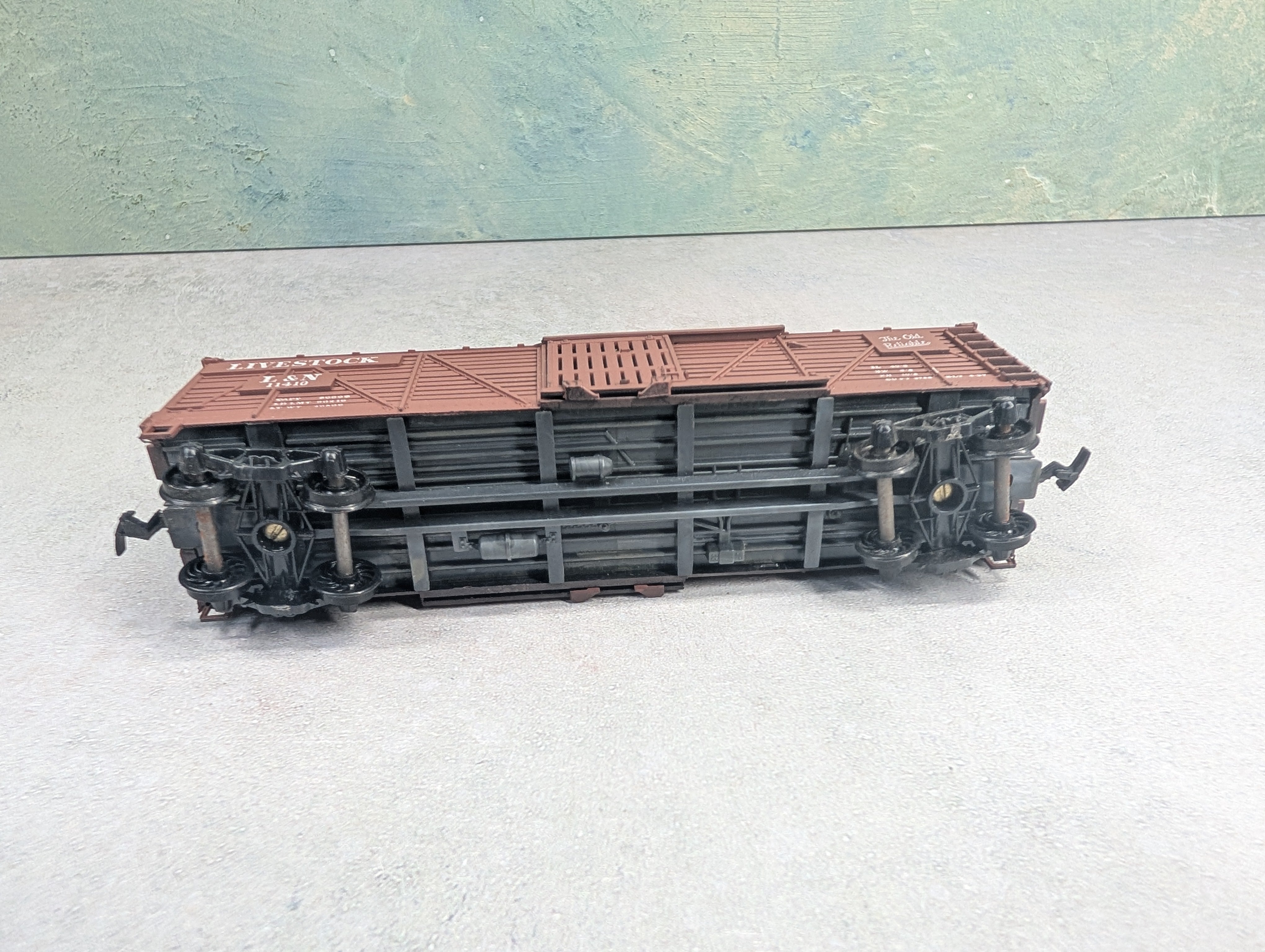USED TRAIN MINIATURE HO Scale Cattle Stock Car Louisville & Nashville L&N #11410