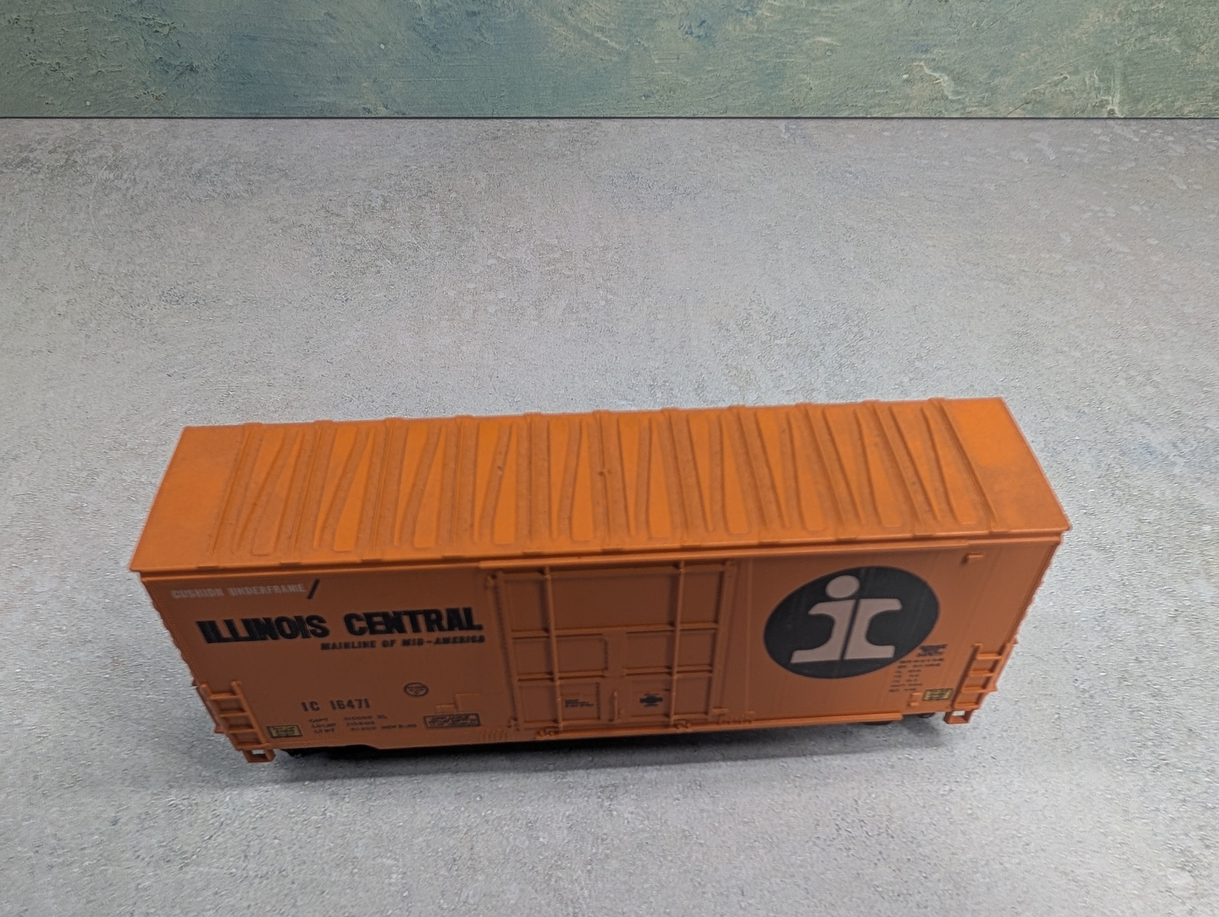 USED Athearn HO Scale HI-Cube Box Car Illinois Central IC #16471 w/ Roller Bearing Trucks