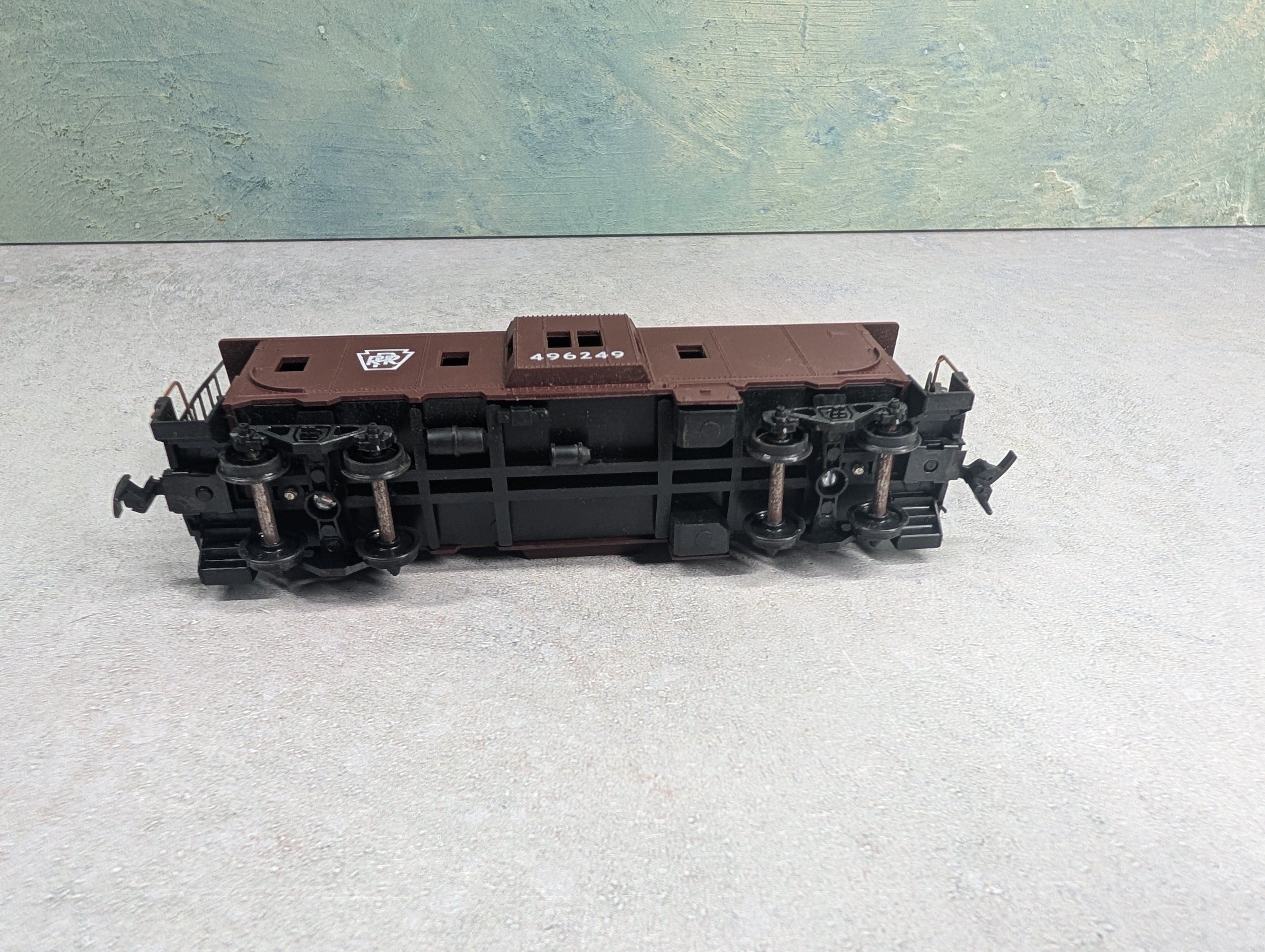 USED Athearn HO Scale Bay Window Caboose Pennsylvania #496249