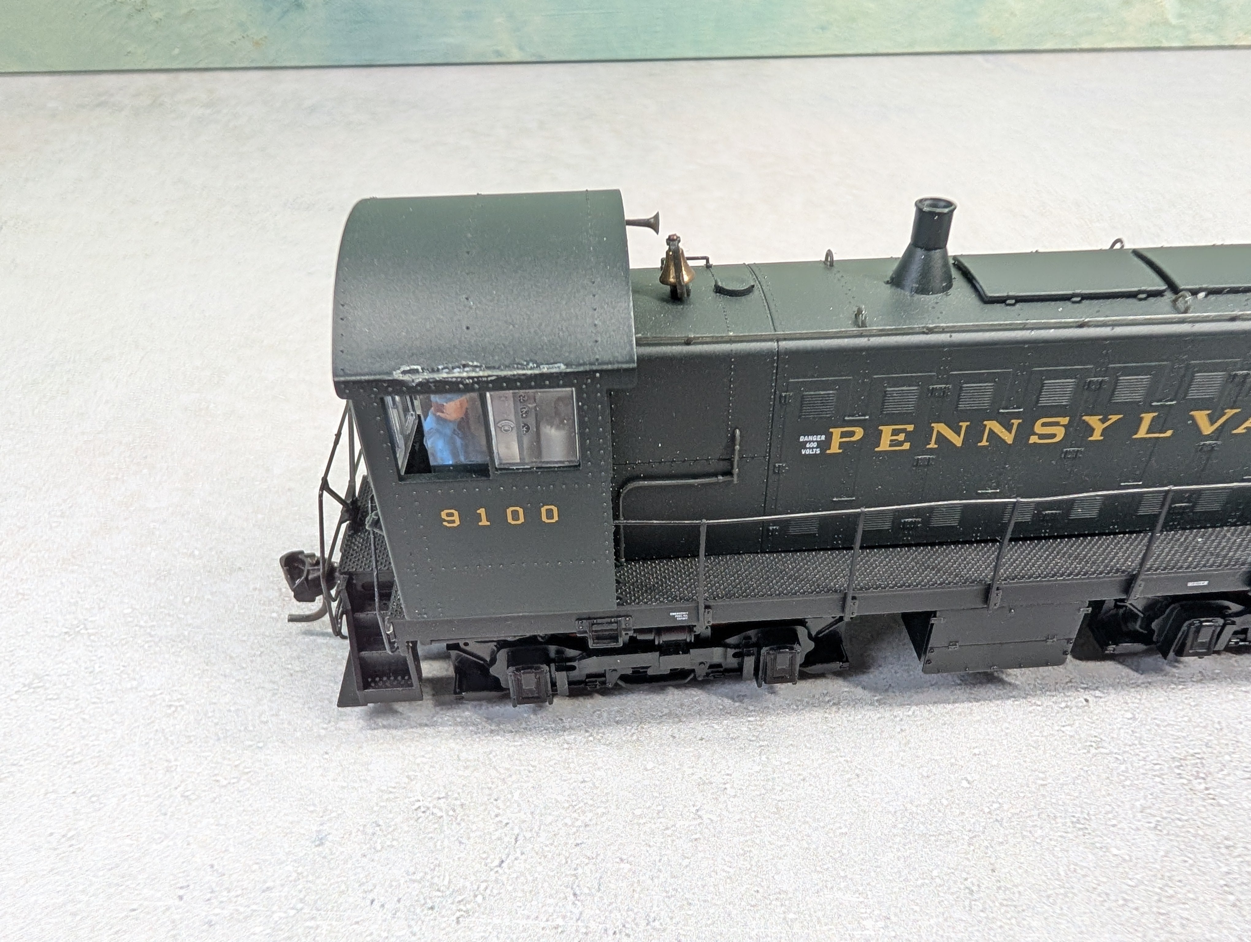 USED Life-Like 21362 HO Scale S1 Diesel Switcher Locomotive Proto2000 Pennsylvania #9100 Runs Great! DC