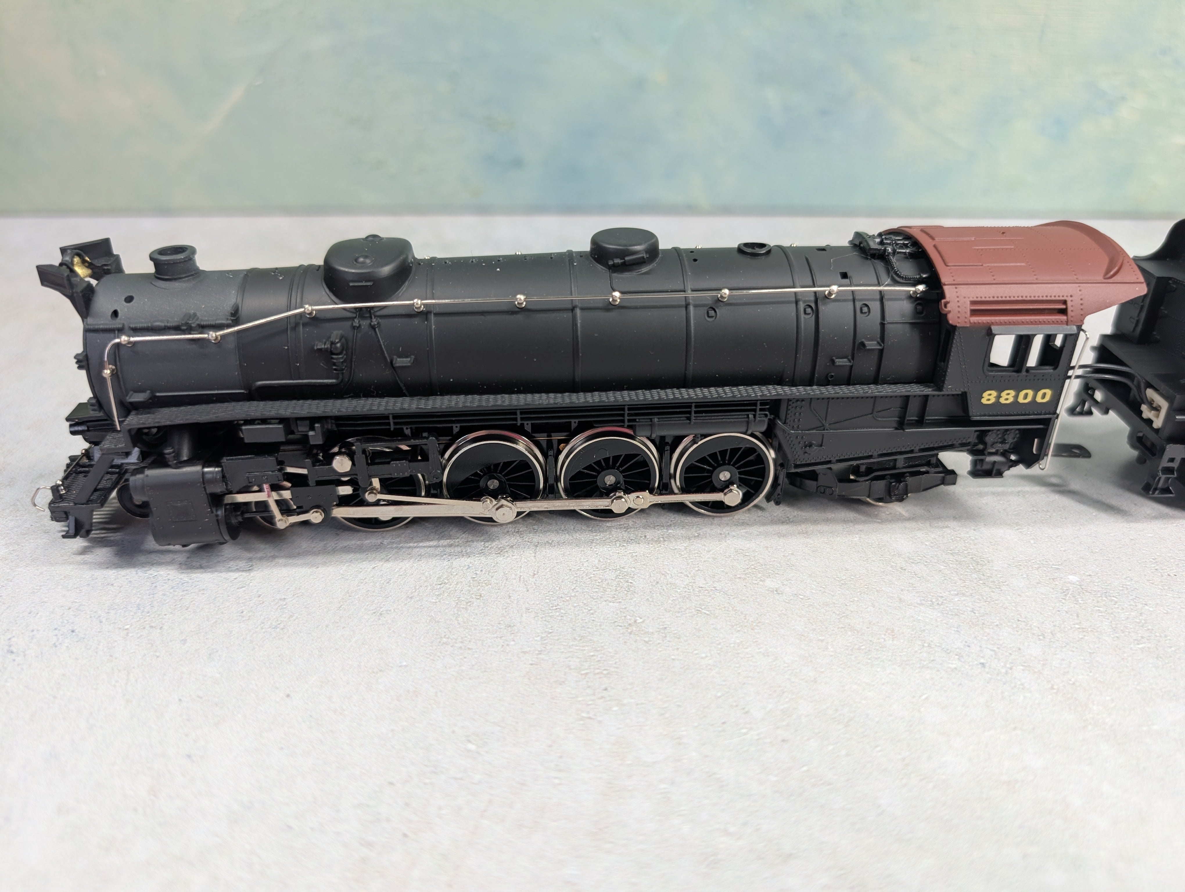 USED IHC M621 HO Scale 4-8-2 Mountain Steam Locomotive Pennsylvania #8800 Runs Great! DC