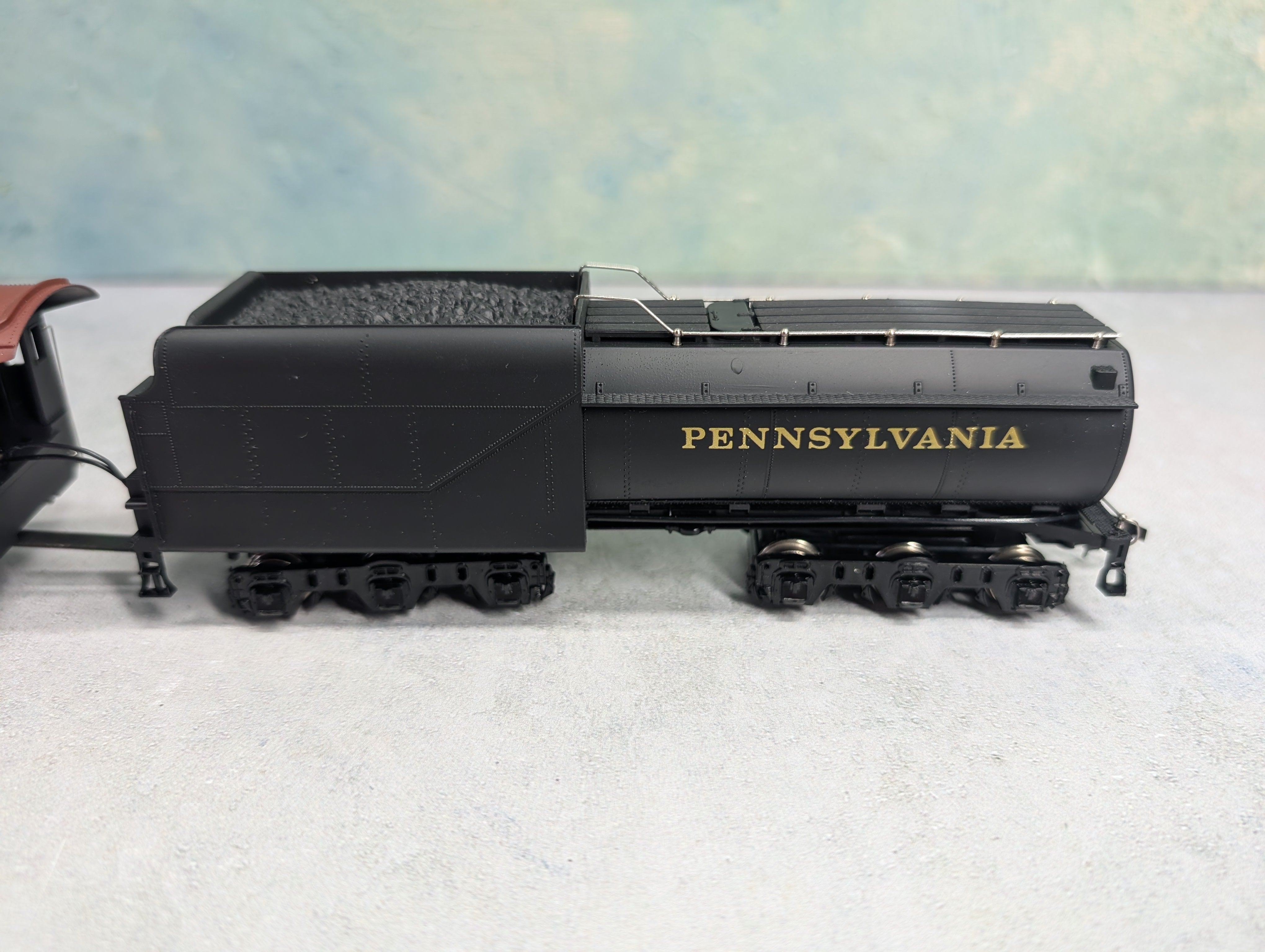 USED IHC M621 HO Scale 4-8-2 Mountain Steam Locomotive Pennsylvania #8800 Runs Great! DC