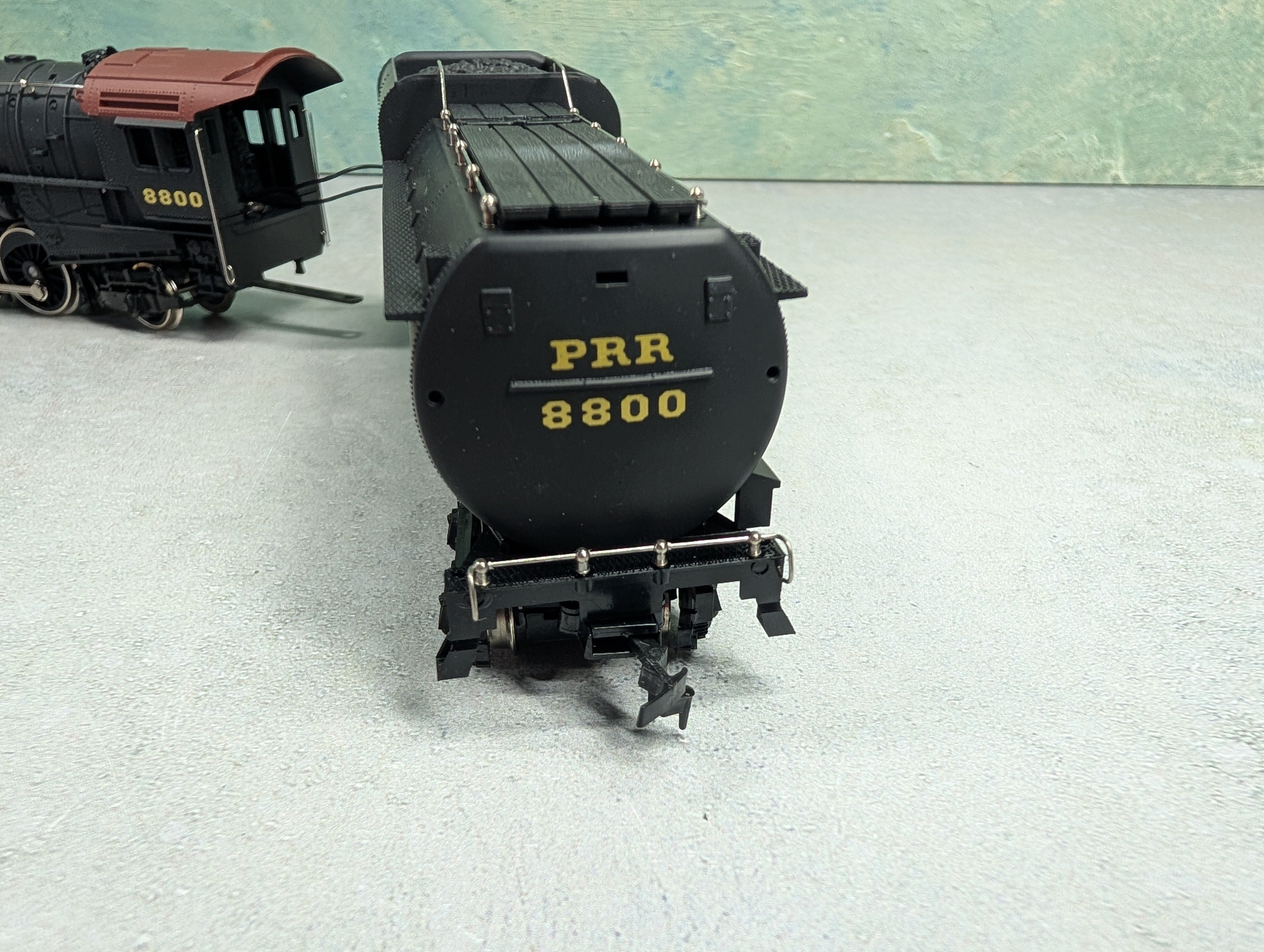 USED IHC M621 HO Scale 4-8-2 Mountain Steam Locomotive Pennsylvania #8800 Runs Great! DC