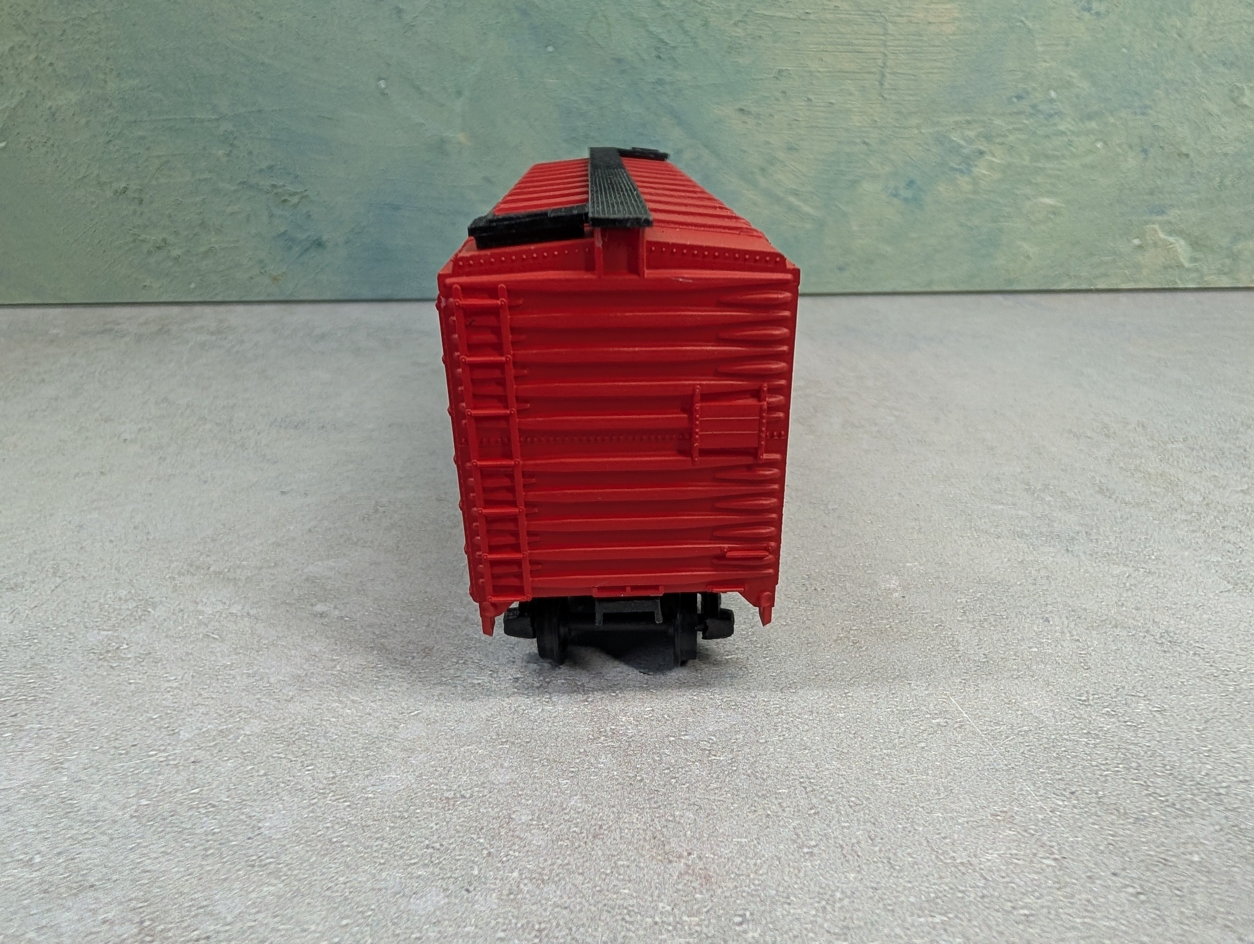 USED Athearn HO Scale 40' Box Car New Haven NH #39288