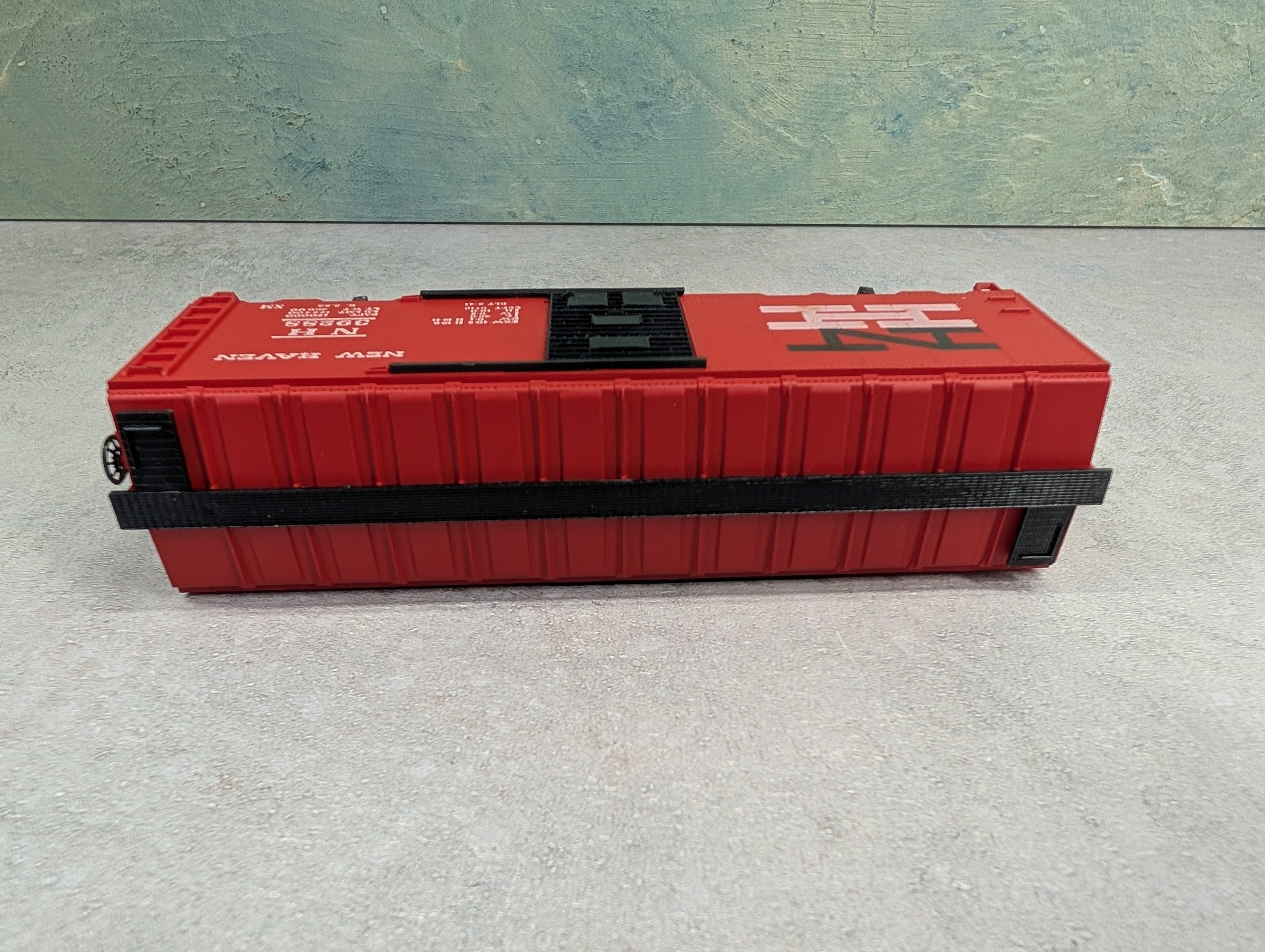 USED Athearn HO Scale 40' Box Car New Haven NH #39288