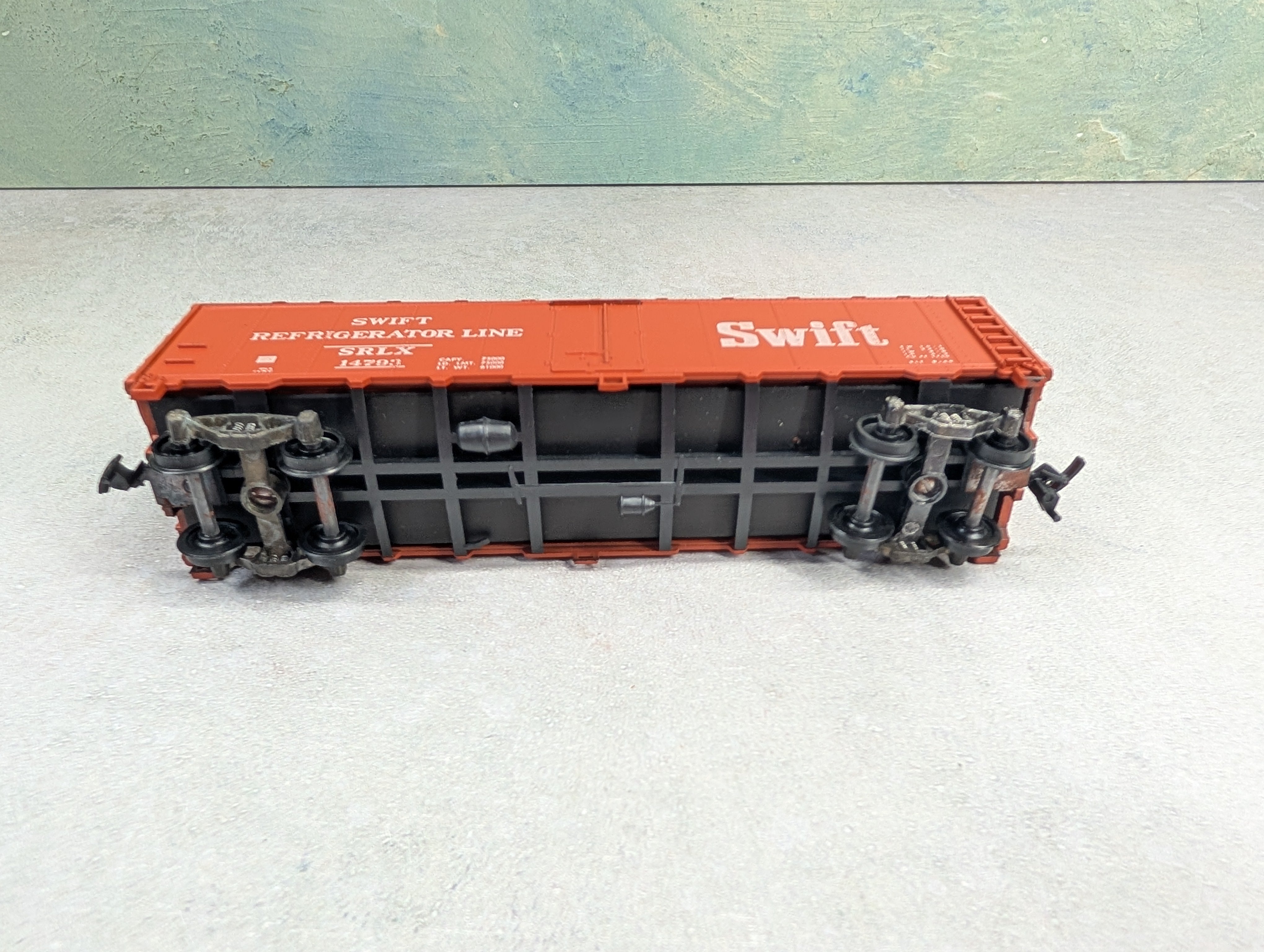 USED Athearn HO Scale 40' Box Car Swift SRLX #14793