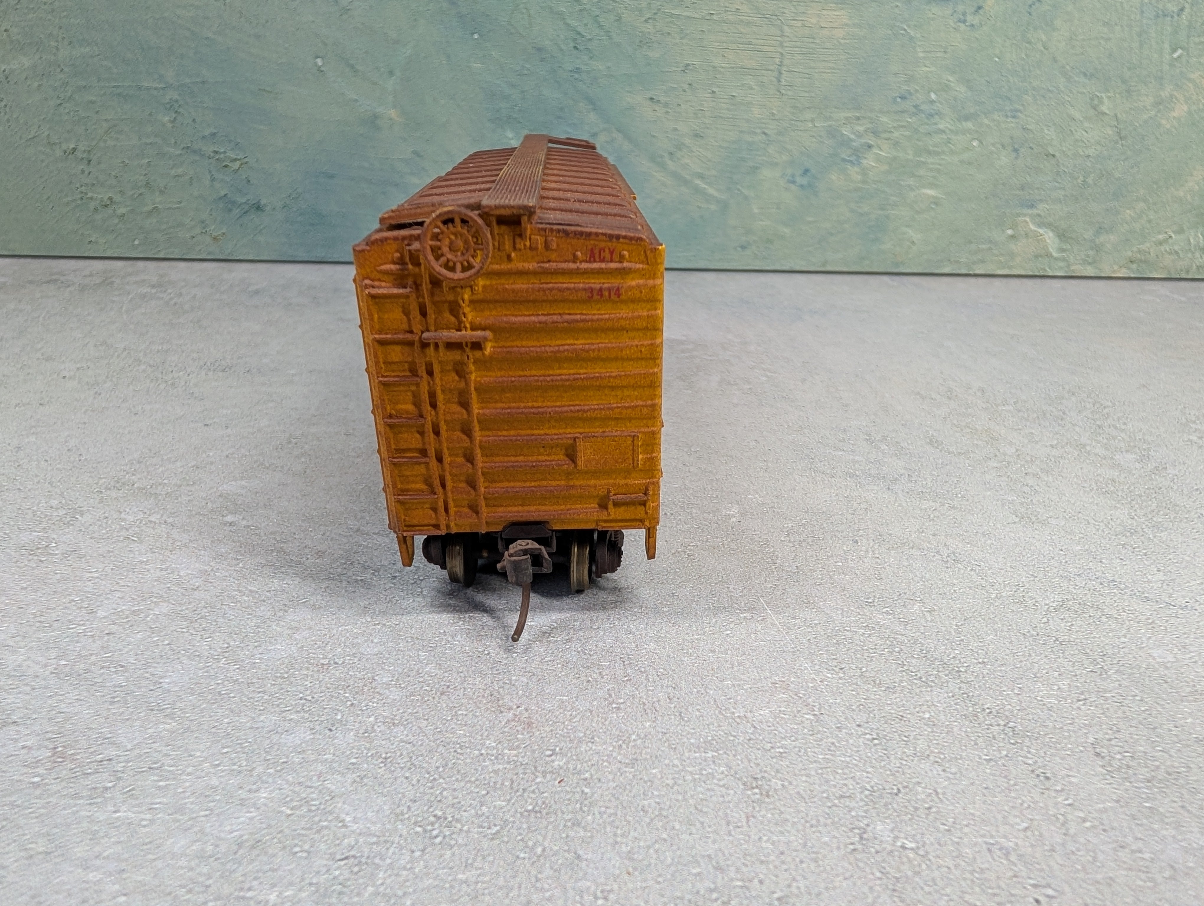 USED HO Scale 40' Box Car ACY #3414 Weathered