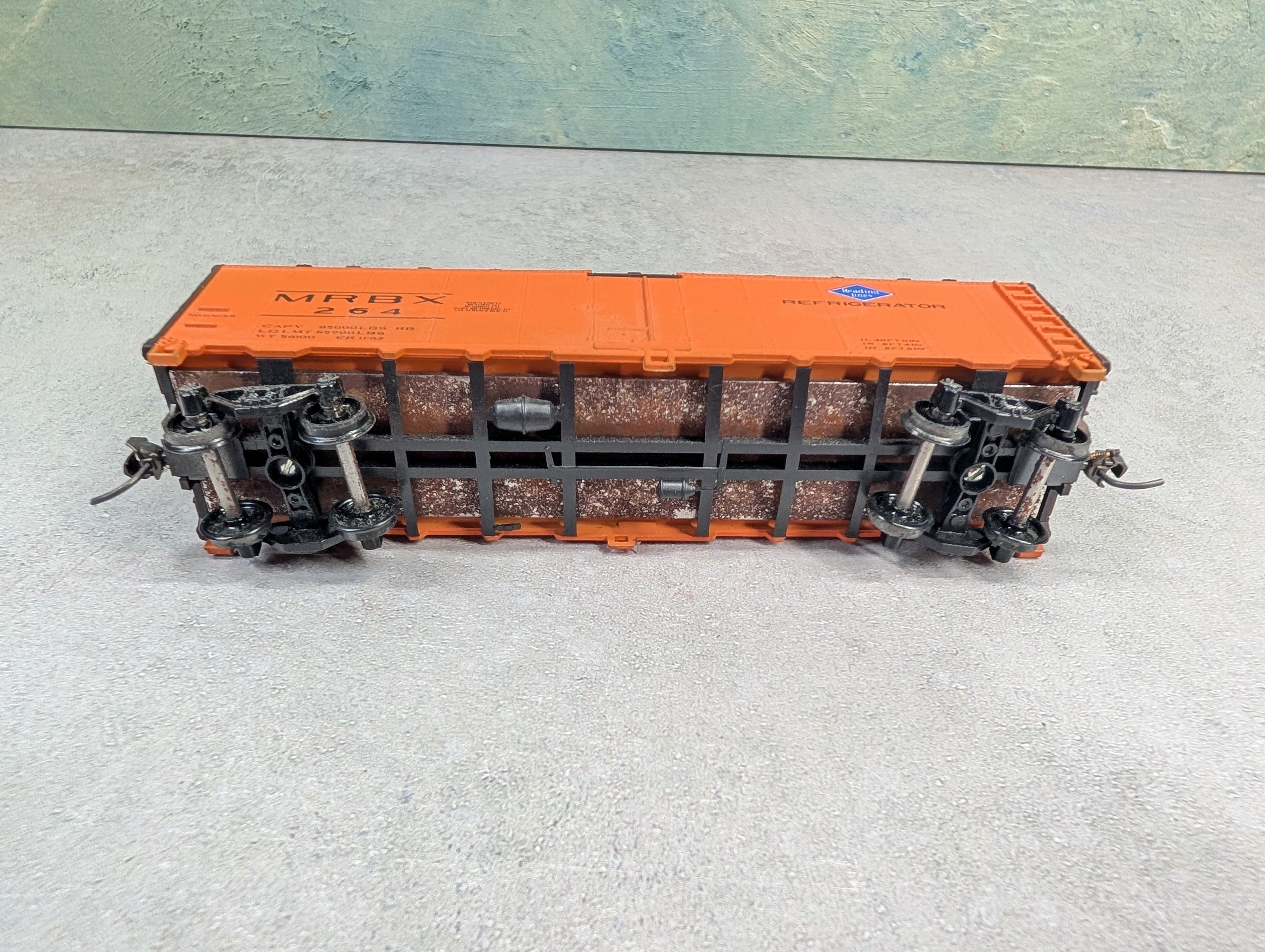 USED Athearn HO Scale 40' Reefer Reading Lines MRBX #264