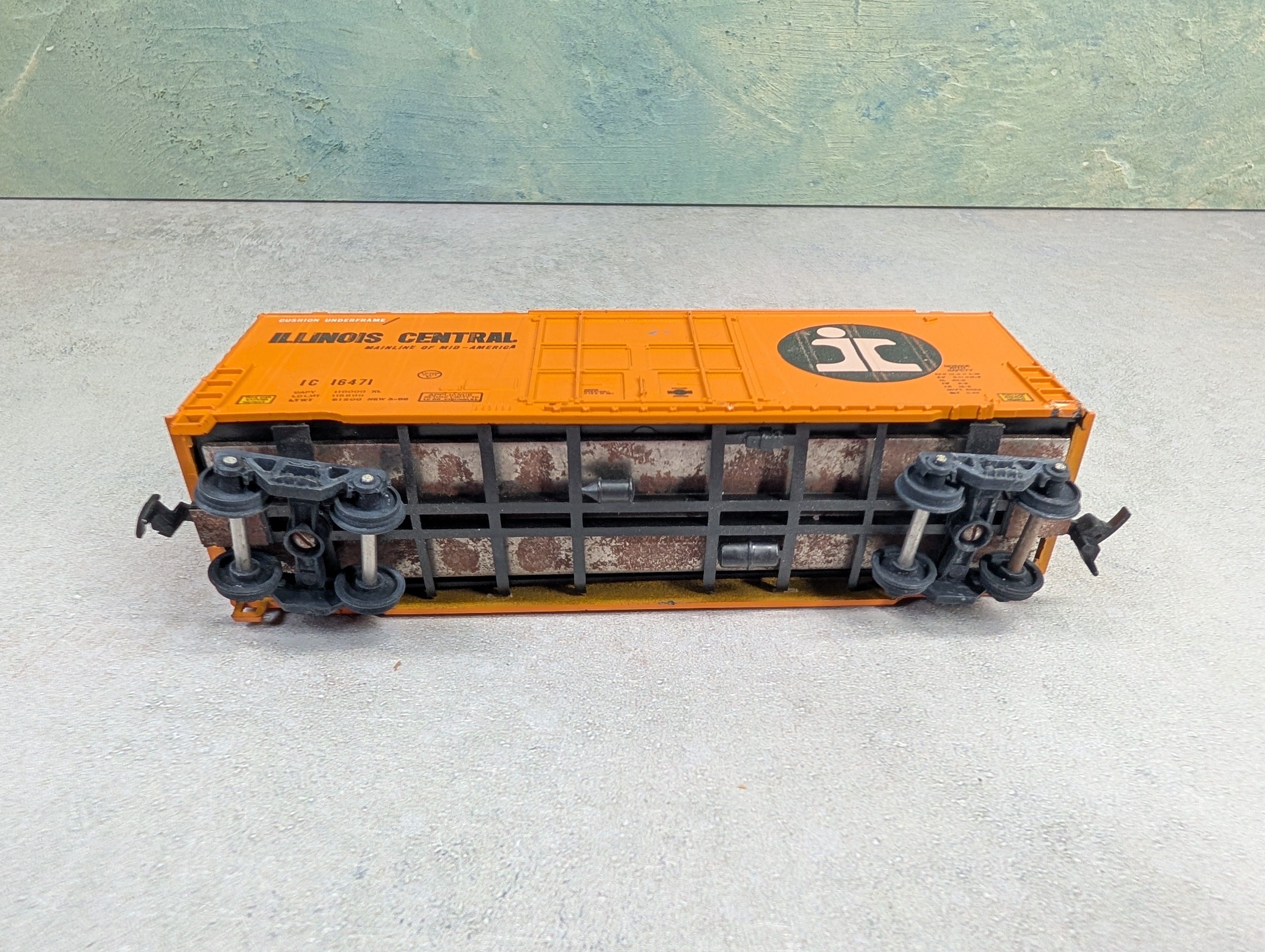 USED Athearn HO Scale HI-Cube Box Car Illinois Central IC #16471 w/ Roller Bearing Trucks