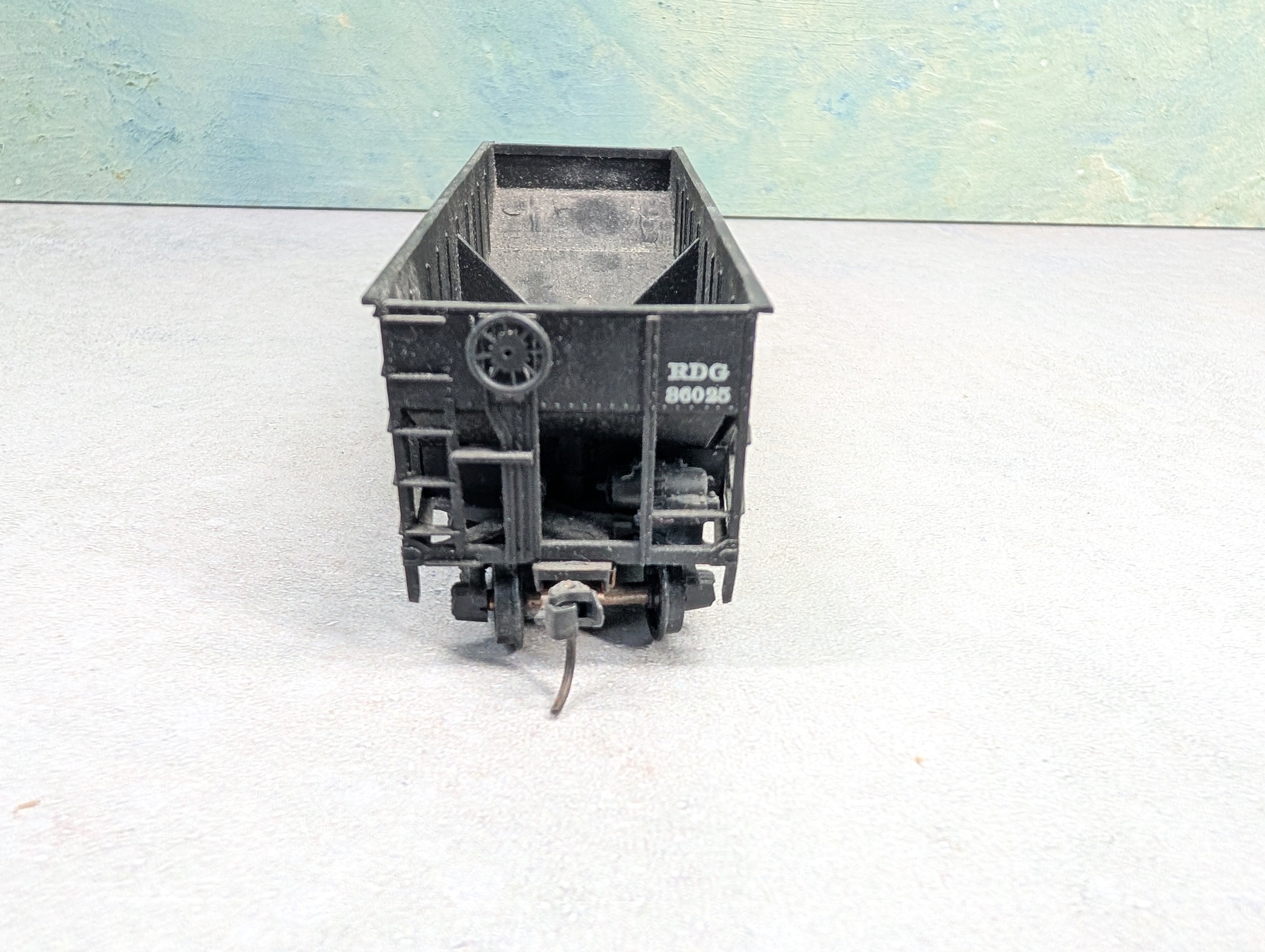 USED Athearn HO Scale 2 Bay Open Hopper Reading RDG #86025