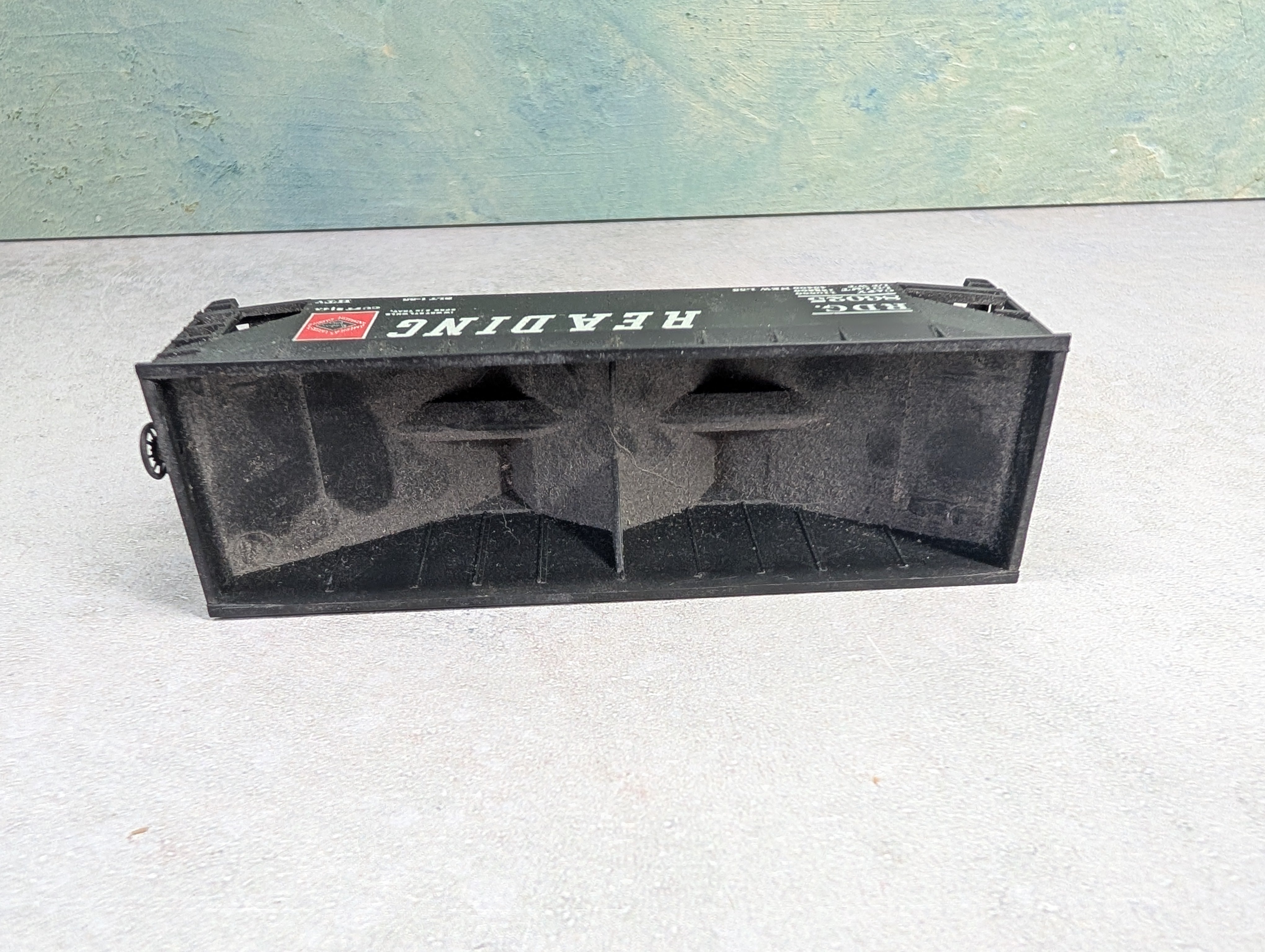 USED Athearn HO Scale 2 Bay Open Hopper Reading RDG #86025