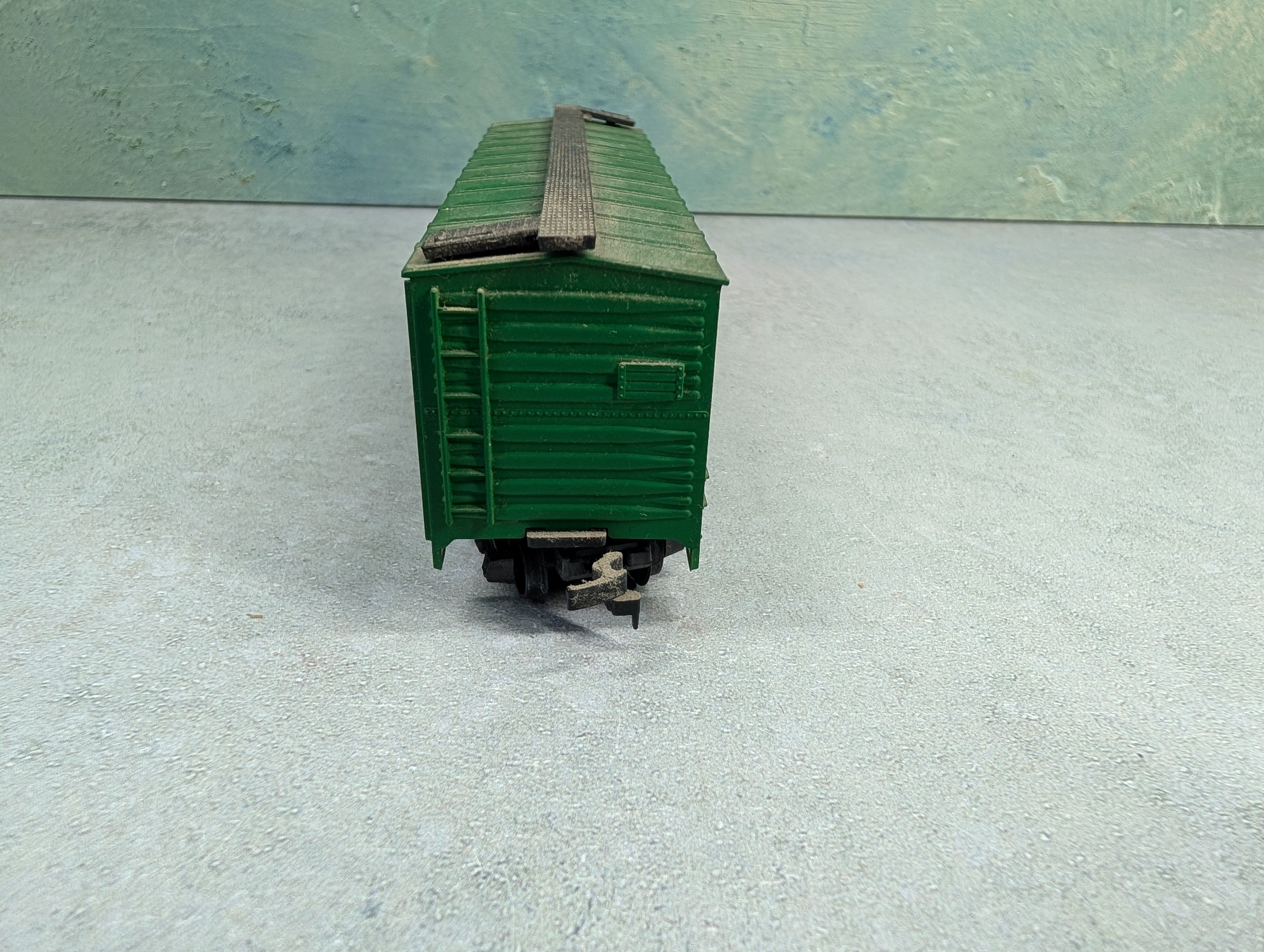 USED HO Scale Wooden Box Car Reading RDG #20033