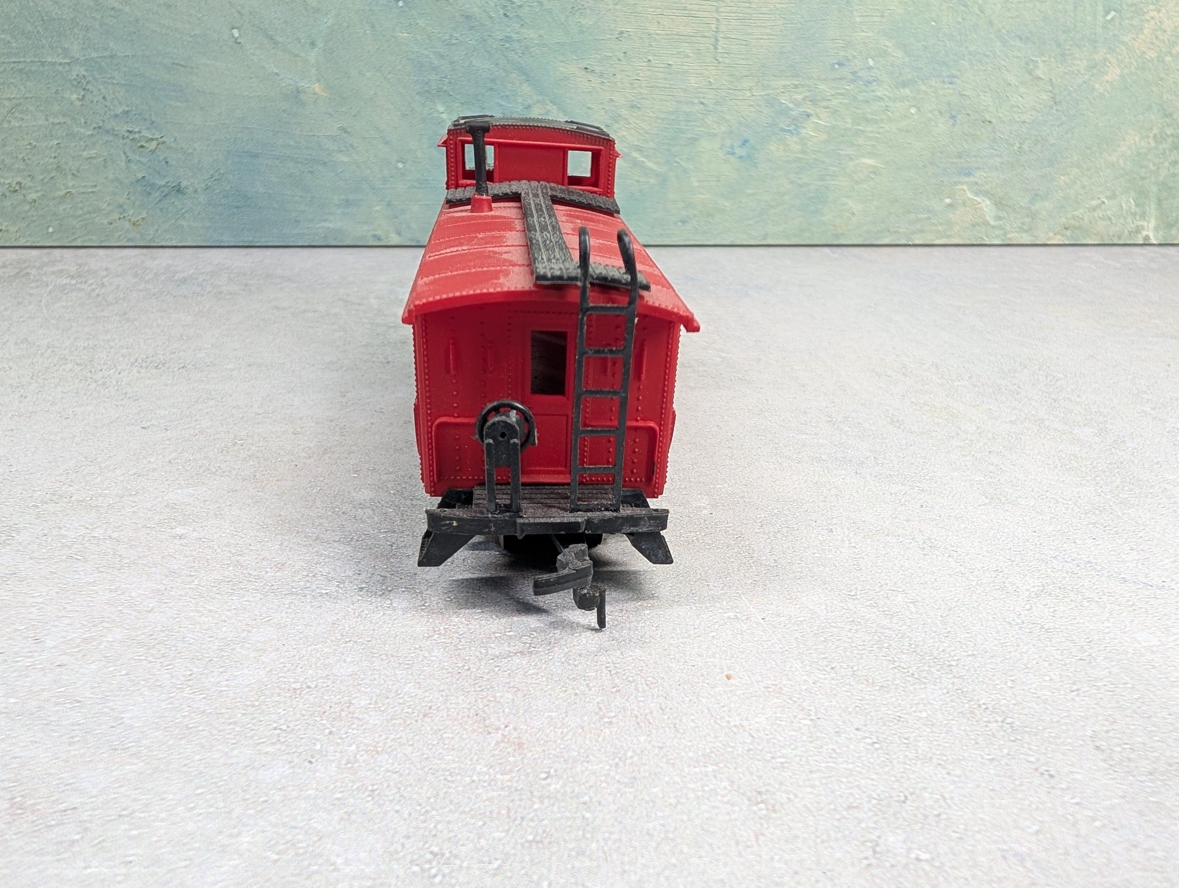 USED AHM HO Scale Caboose Reading #94054
