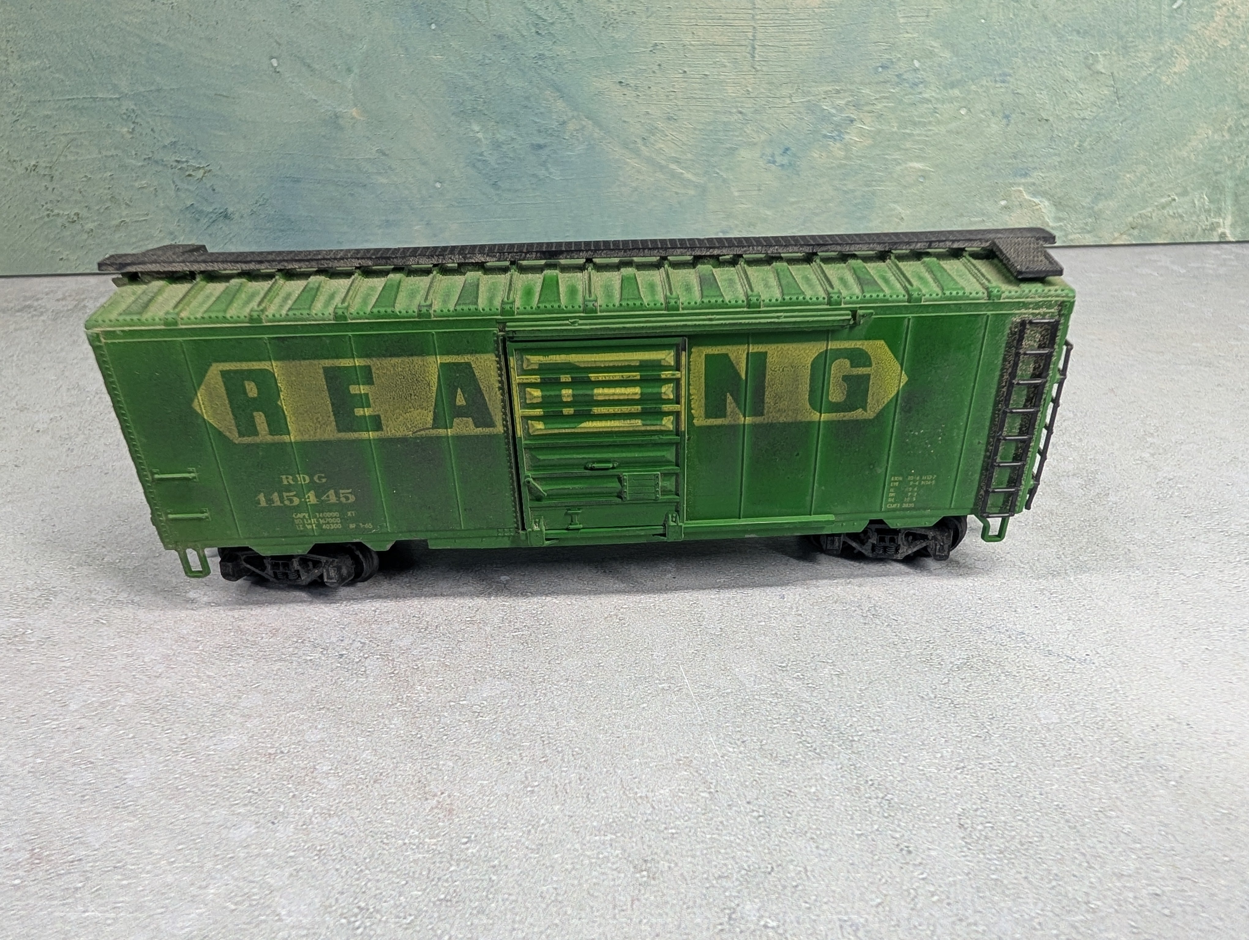 USED ROCO HO Scale 40' Box Car Reading RDG #115445