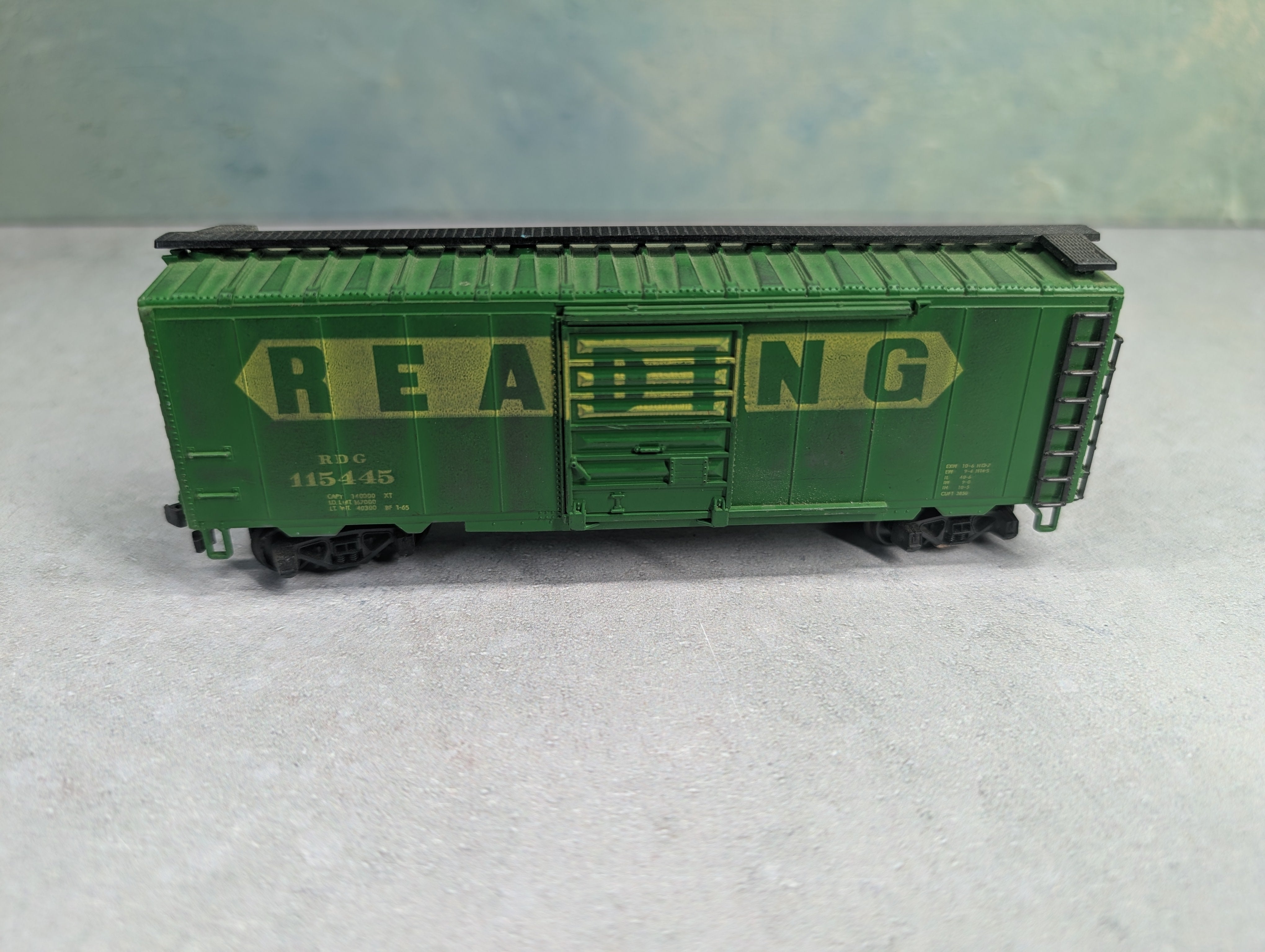USED ROCO HO Scale 40' Box Car Reading RDG #115445