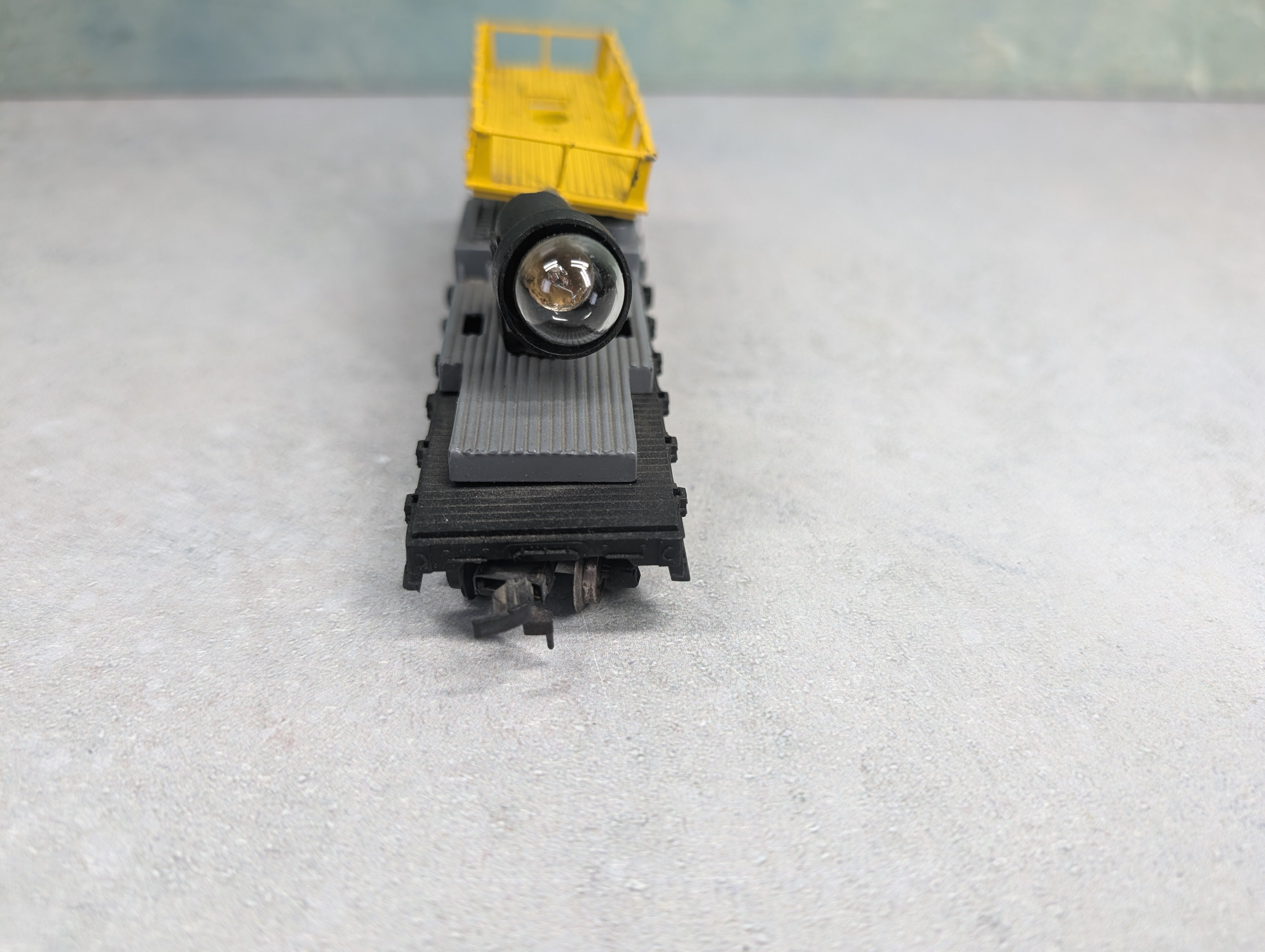 USED Lionel HO Scale Search Light Car Pennsylvania #0860200 Light Works