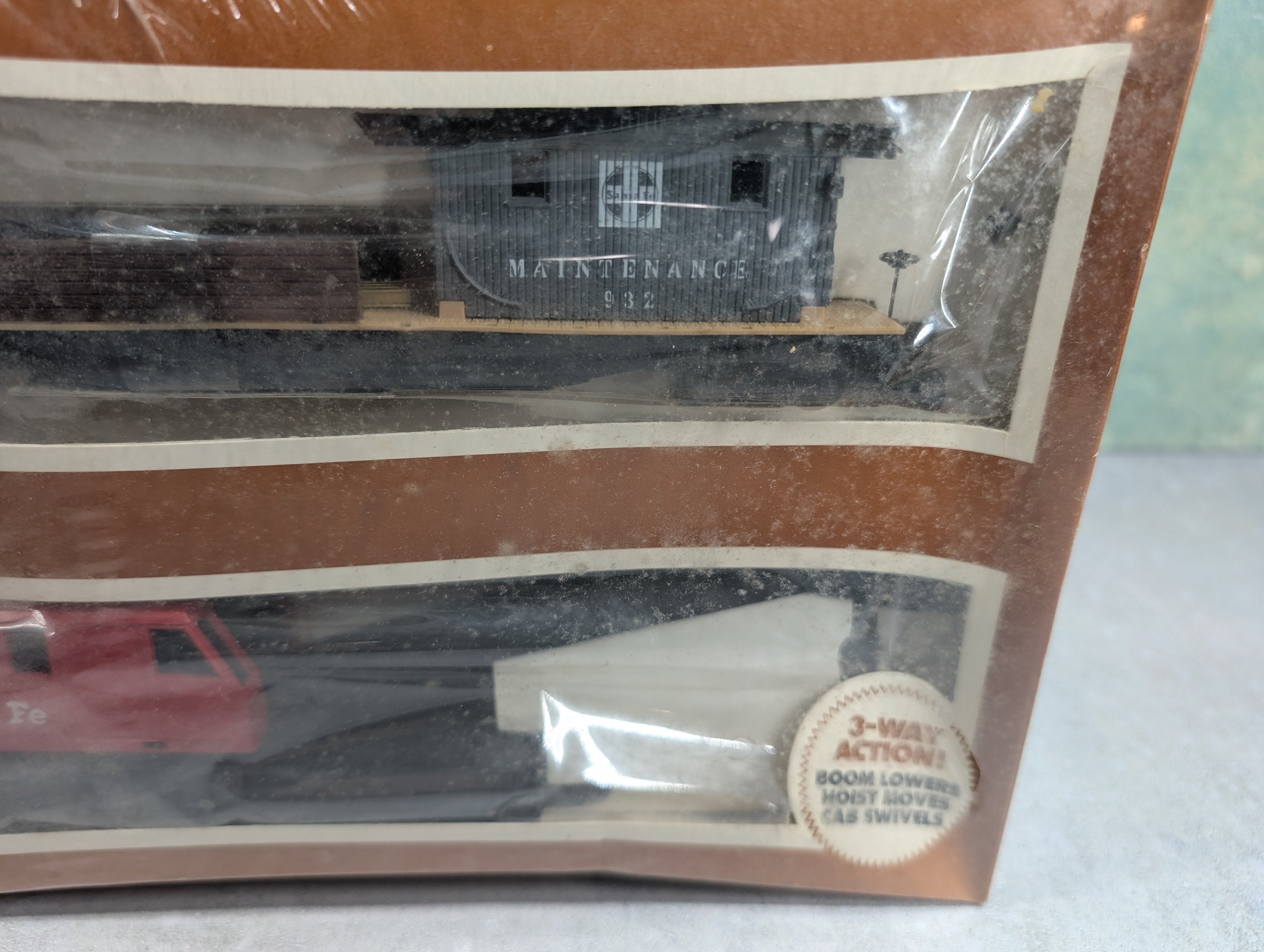 Tyco 932 HO Scale Operating Crane Car with Boom Tender Sealed