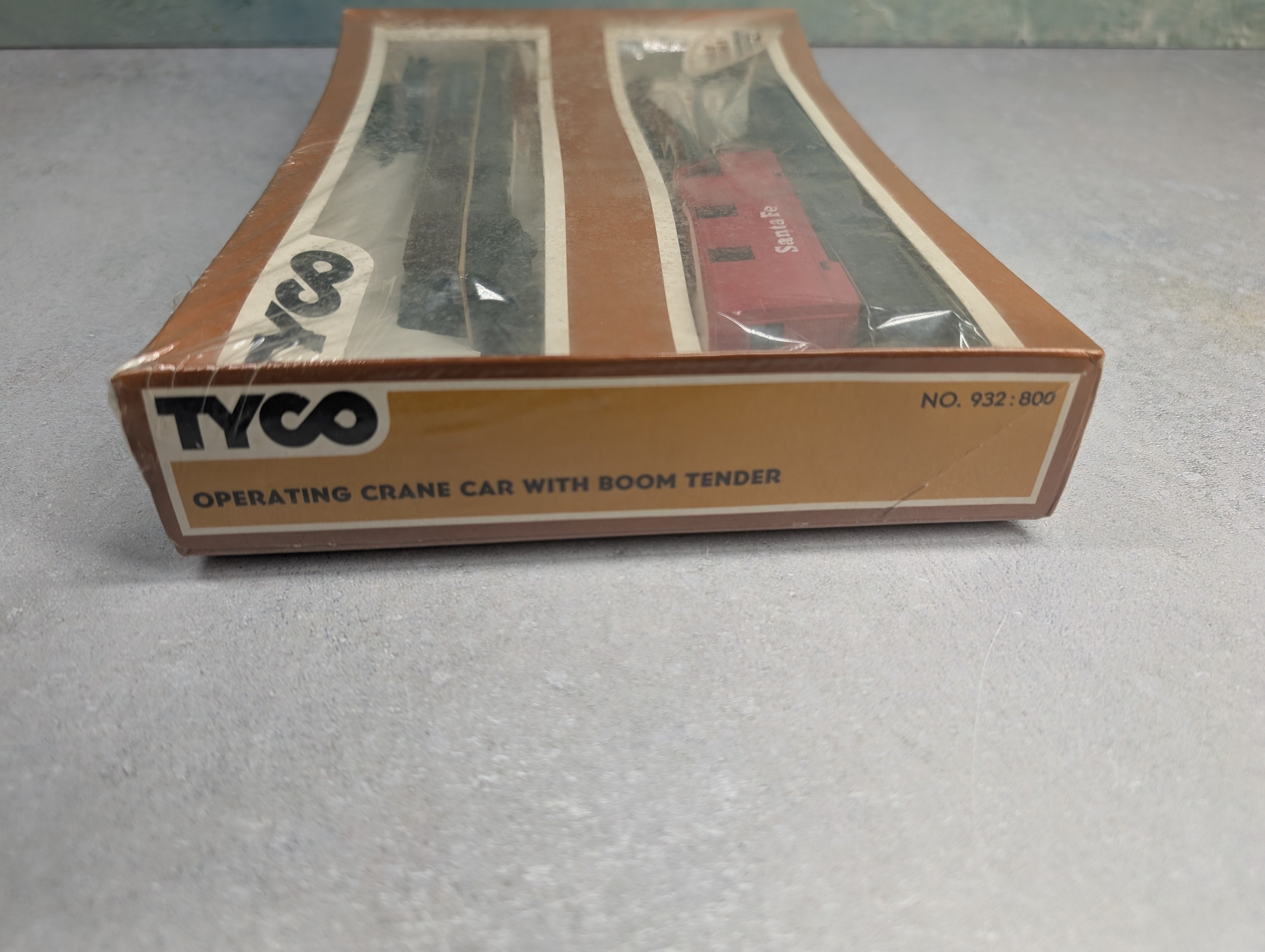 Tyco 932 HO Scale Operating Crane Car with Boom Tender Sealed