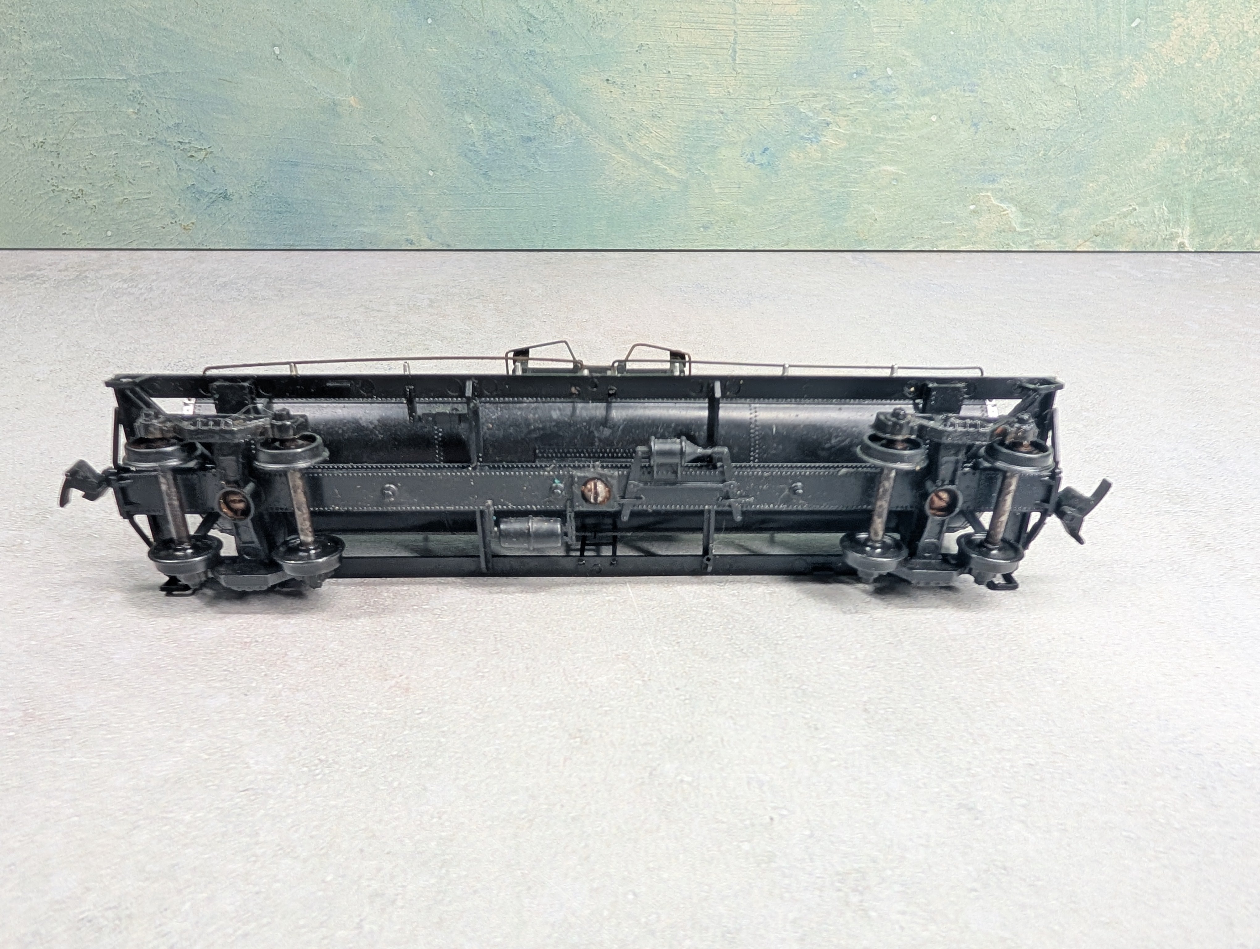 USED Athearn HO Scale Single Dome Tank Car Dupont SHPX #3246