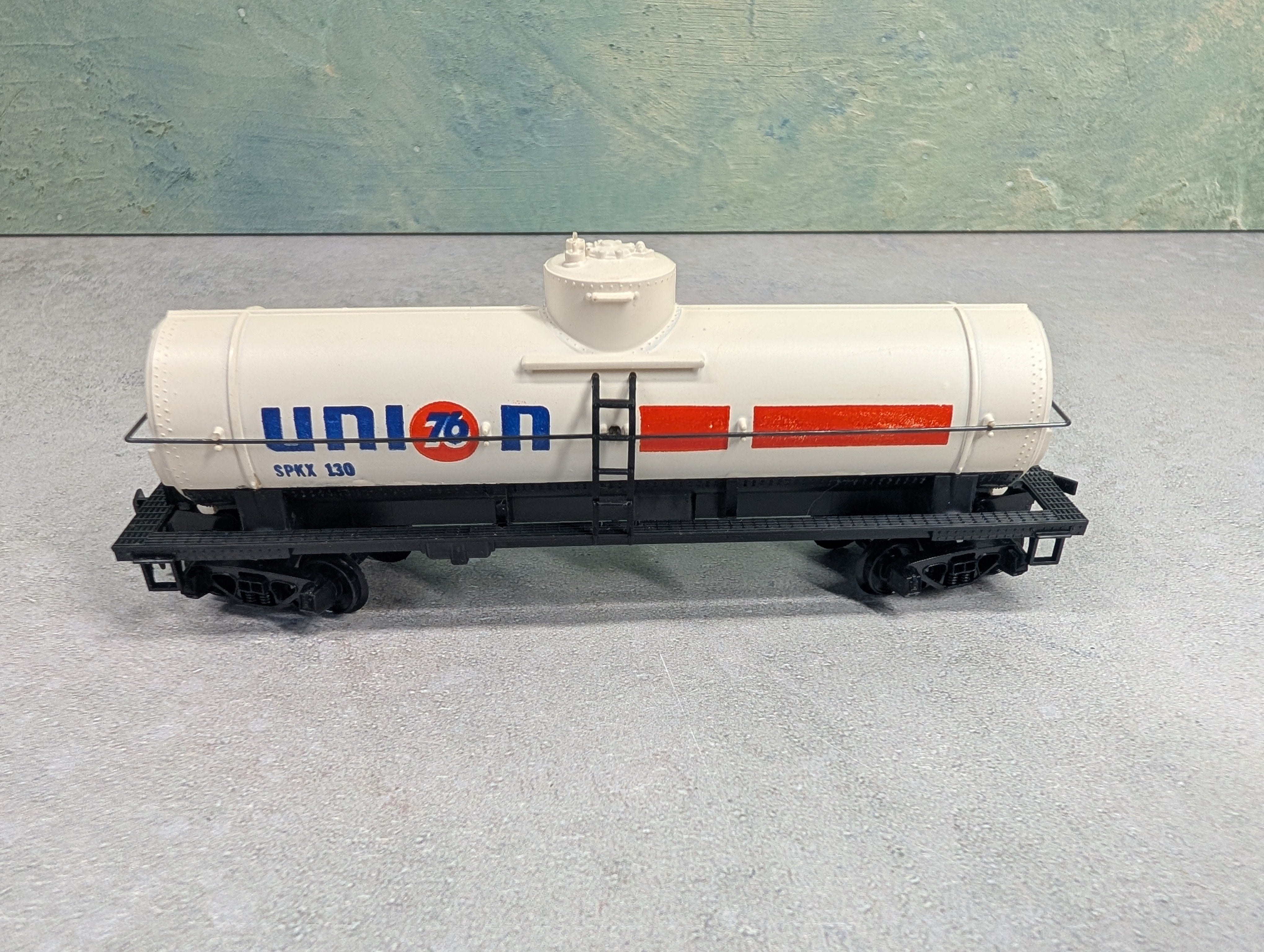 USED Tyco HO Scale Single Dome Tank Car Union 76 SPKX #130