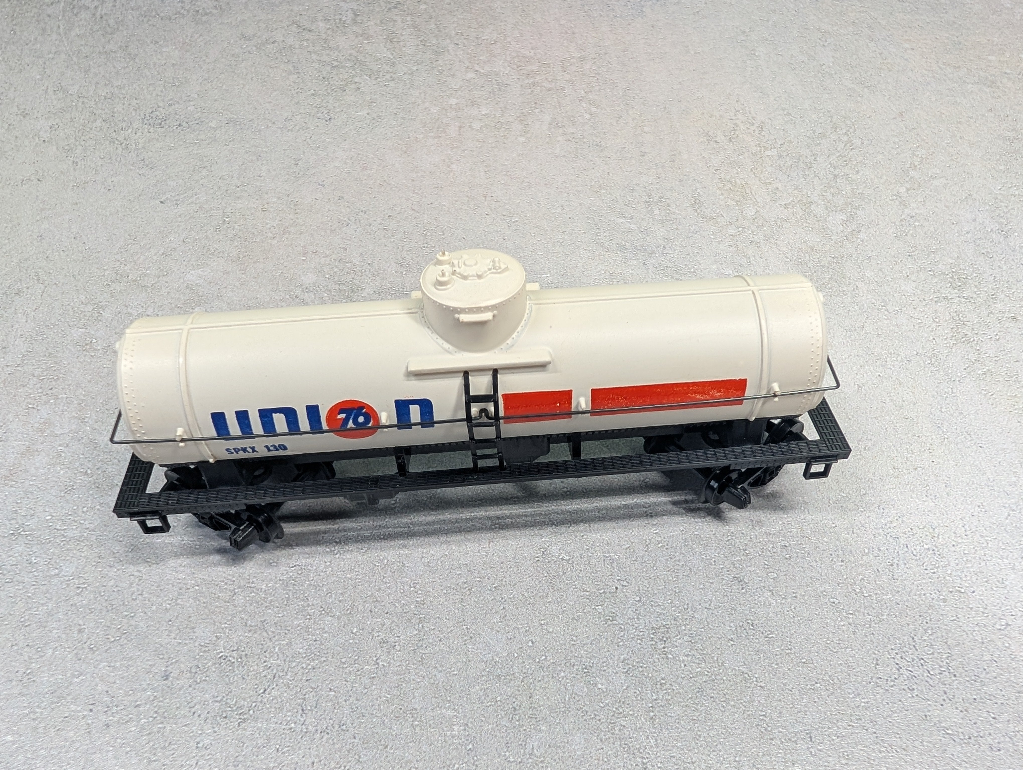 USED Tyco HO Scale Single Dome Tank Car Union 76 SPKX #130