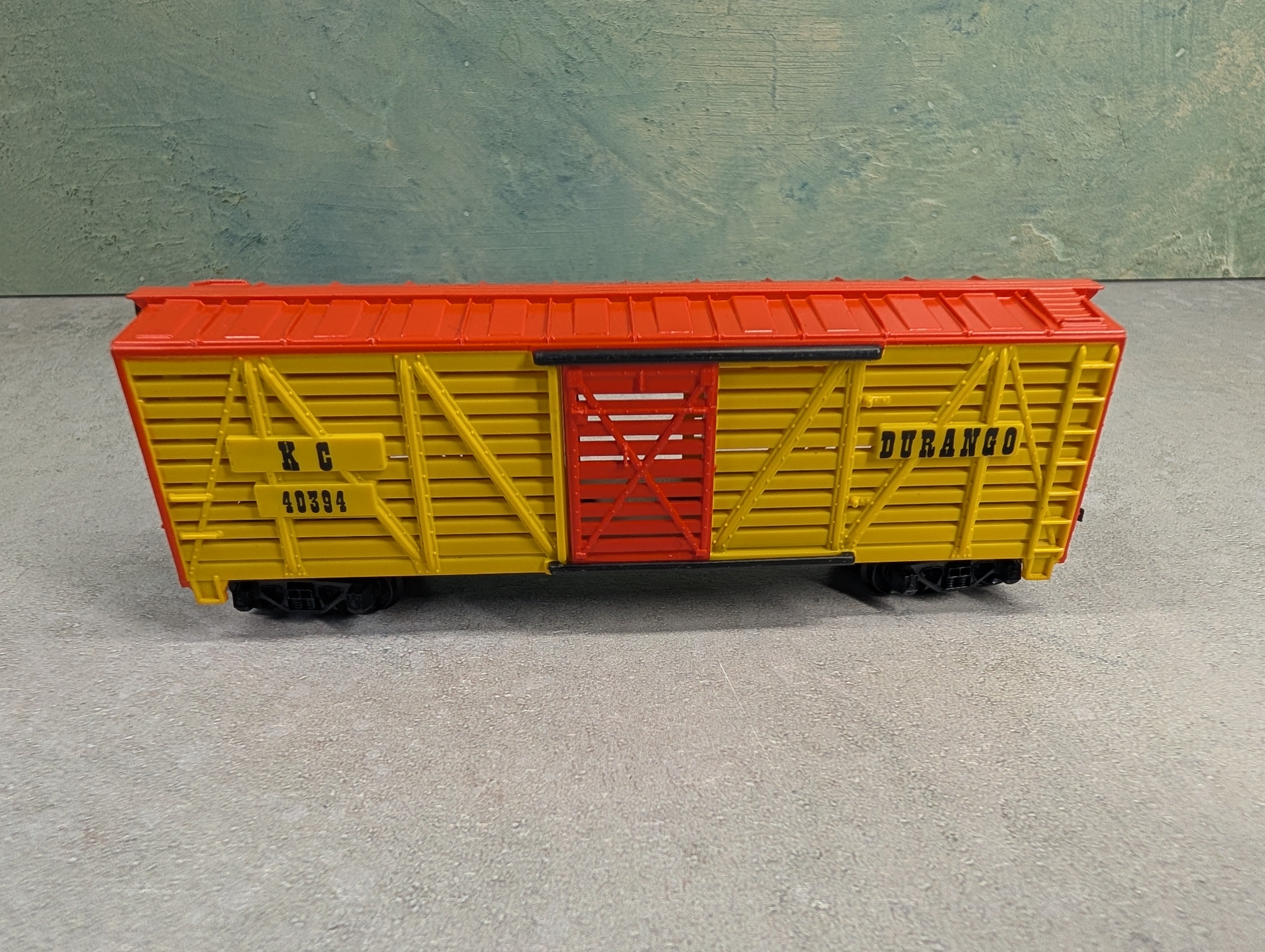 USED Tyco HO Scale 40' Cattle Stock Car Durango KC #40394