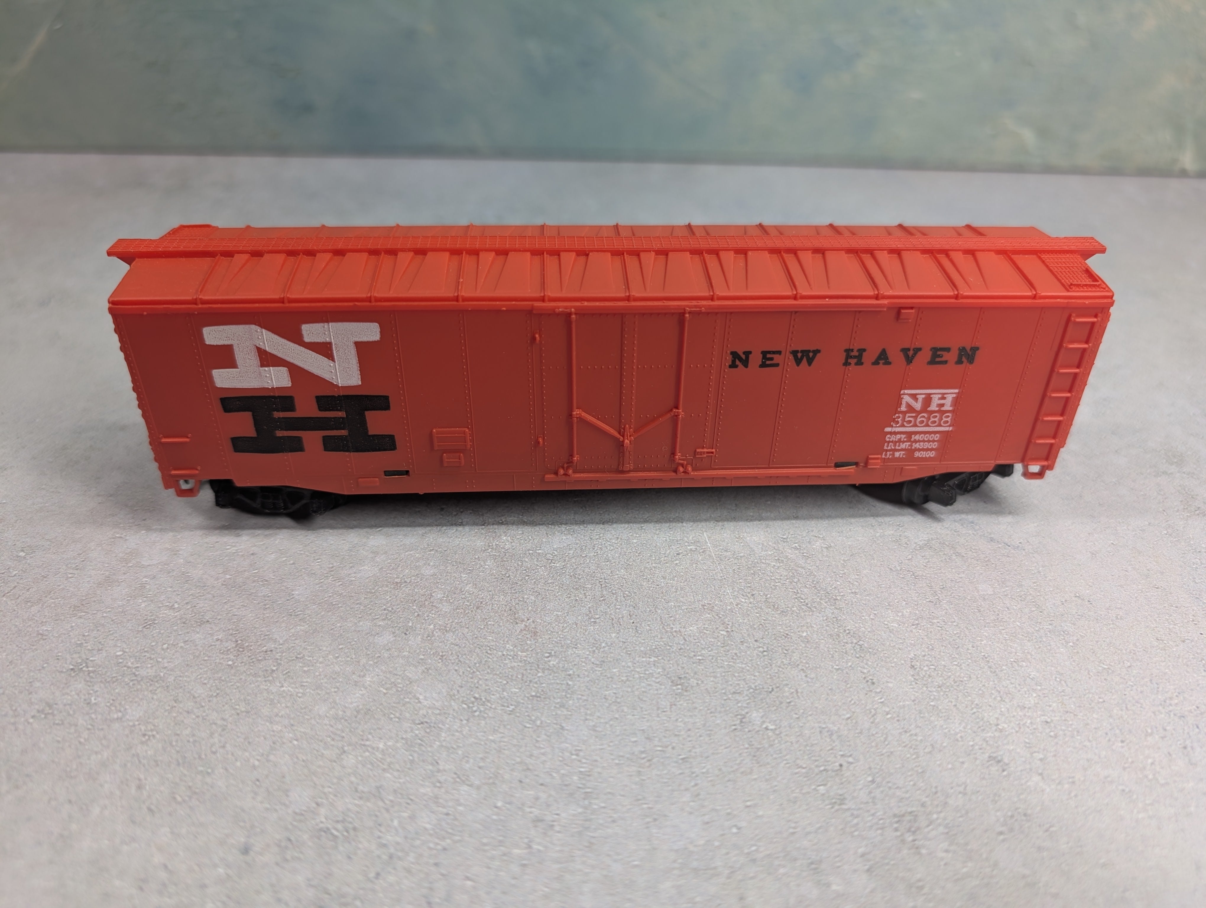 USED Tyco HO Scale 50' Box Car New Haven NH #35688