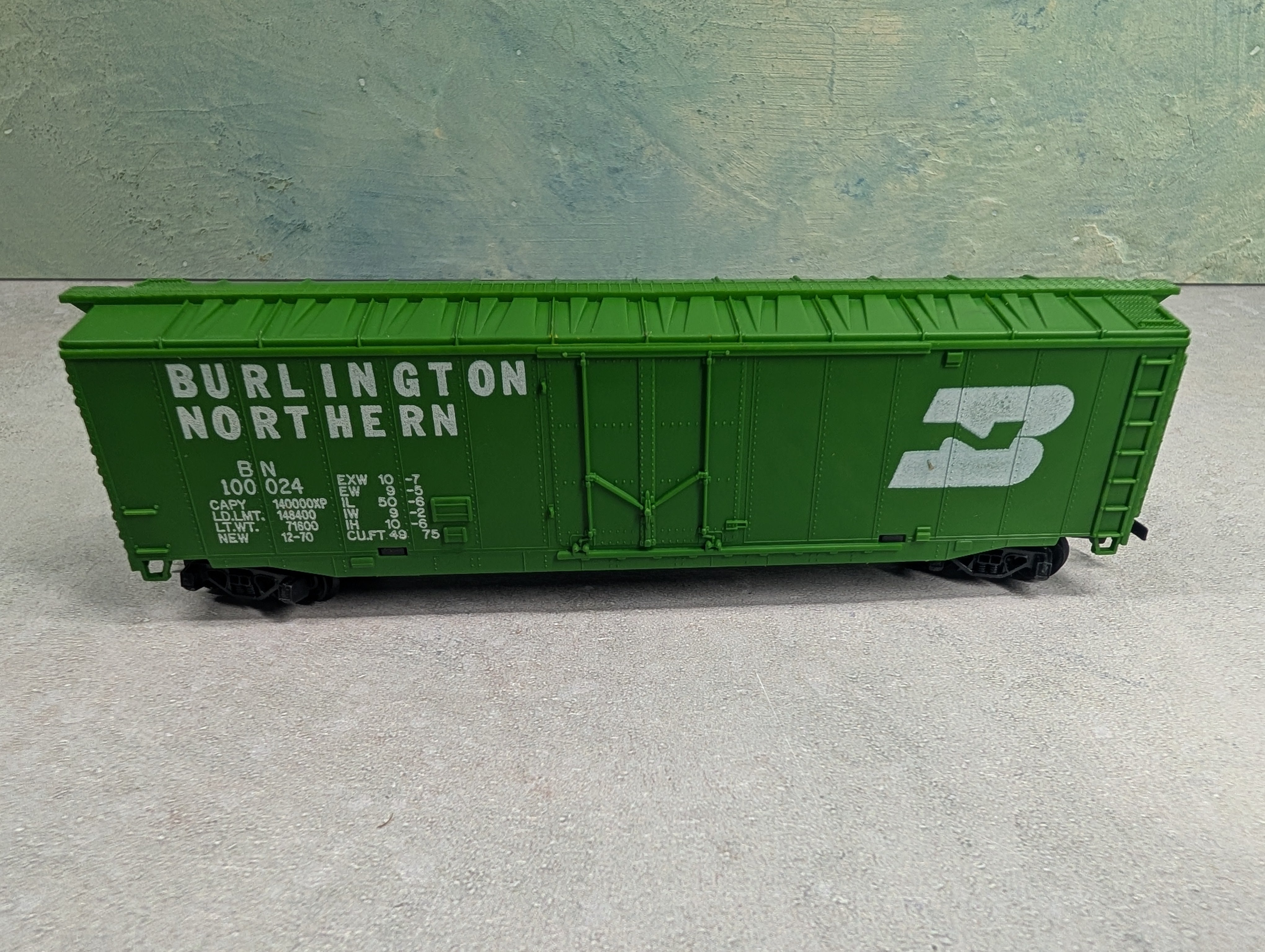USED Tyco HO Scale 50' Box Car Burlington Northern BN #100024