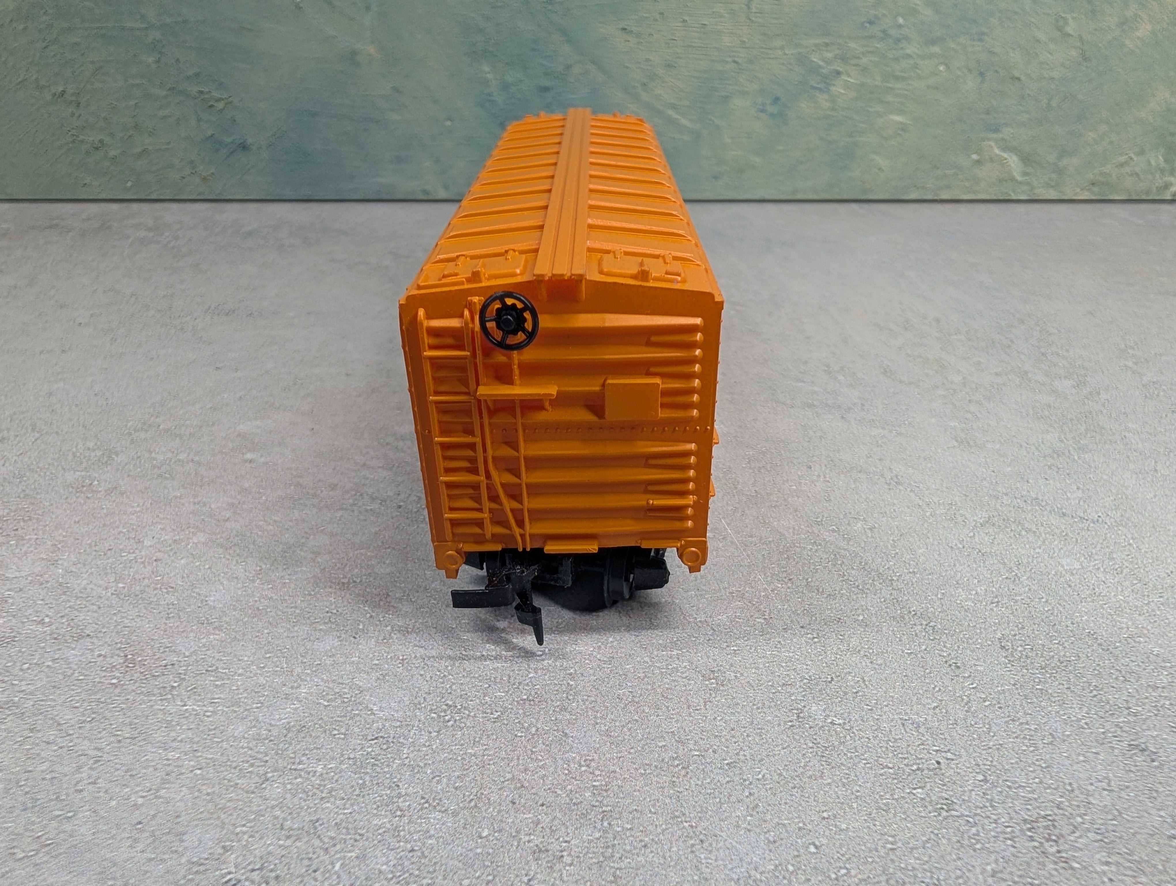 USED Tyco HO Scale 41' Wooden Reefer Box Car Armour Refrigerator Line ARLX #1754