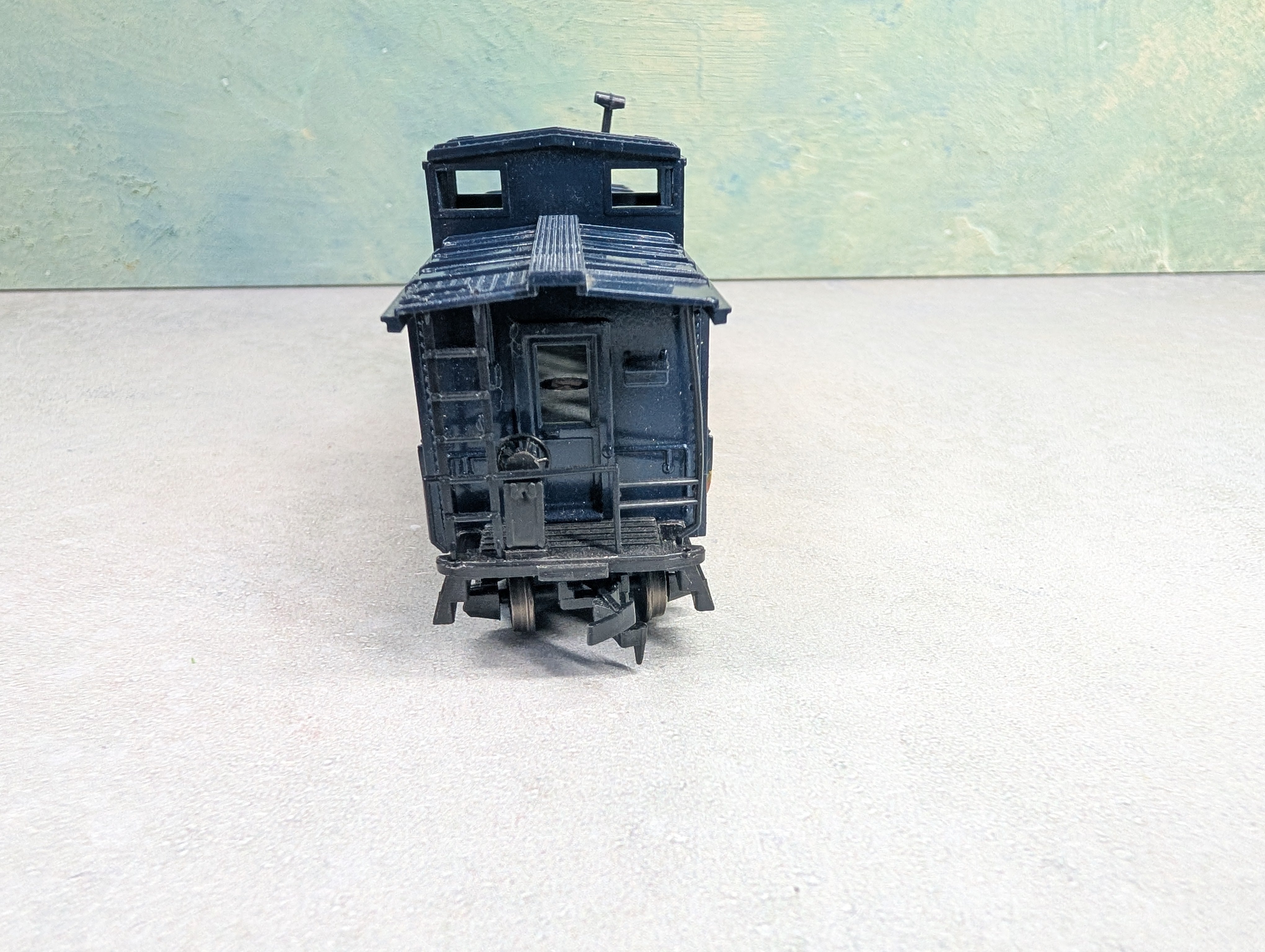 USED Tyco HO Scale Caboose Chessie System C&O #3323