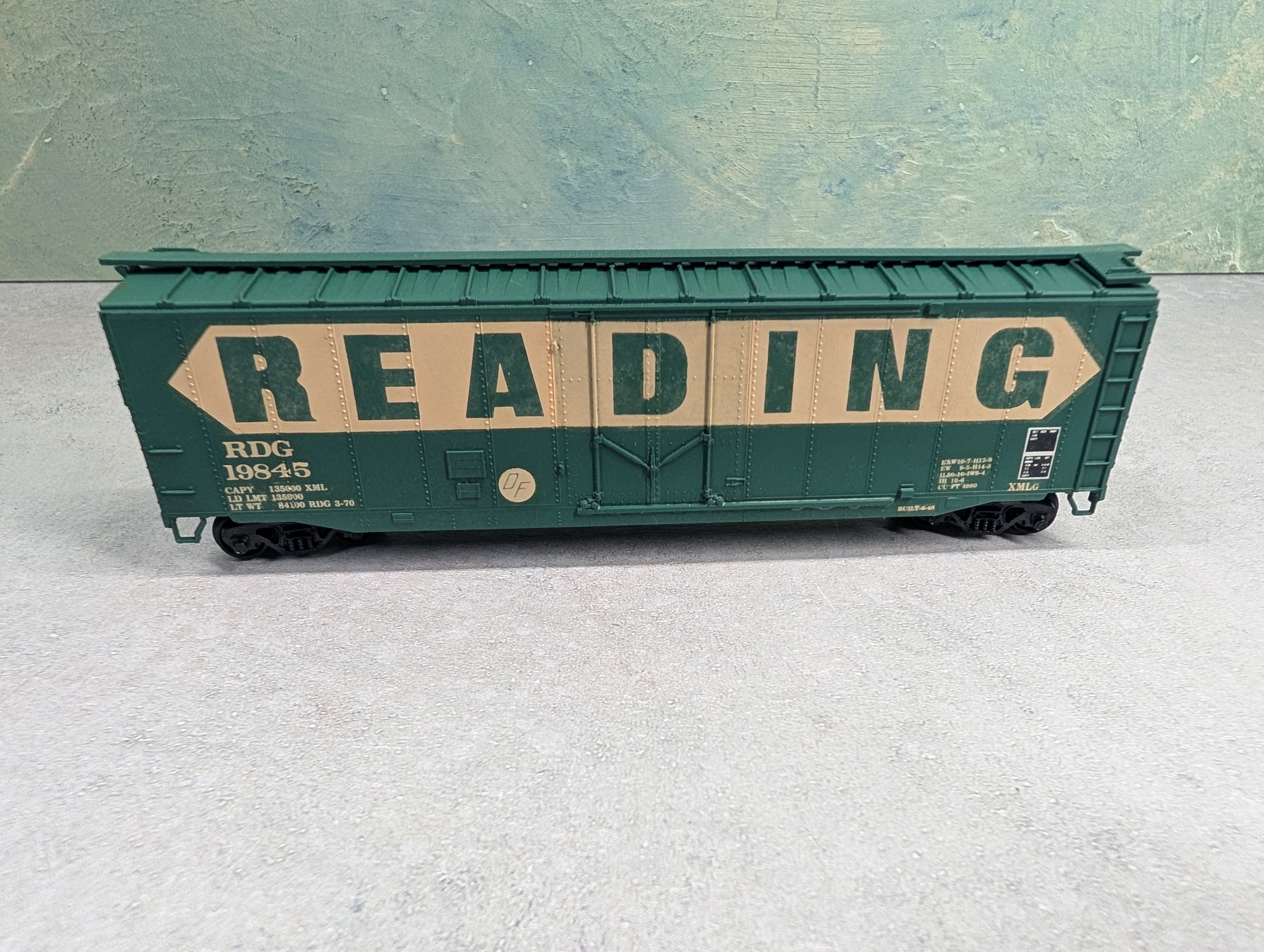 USED Athearn HO Scale 50' Box Car Reading RDG #19845